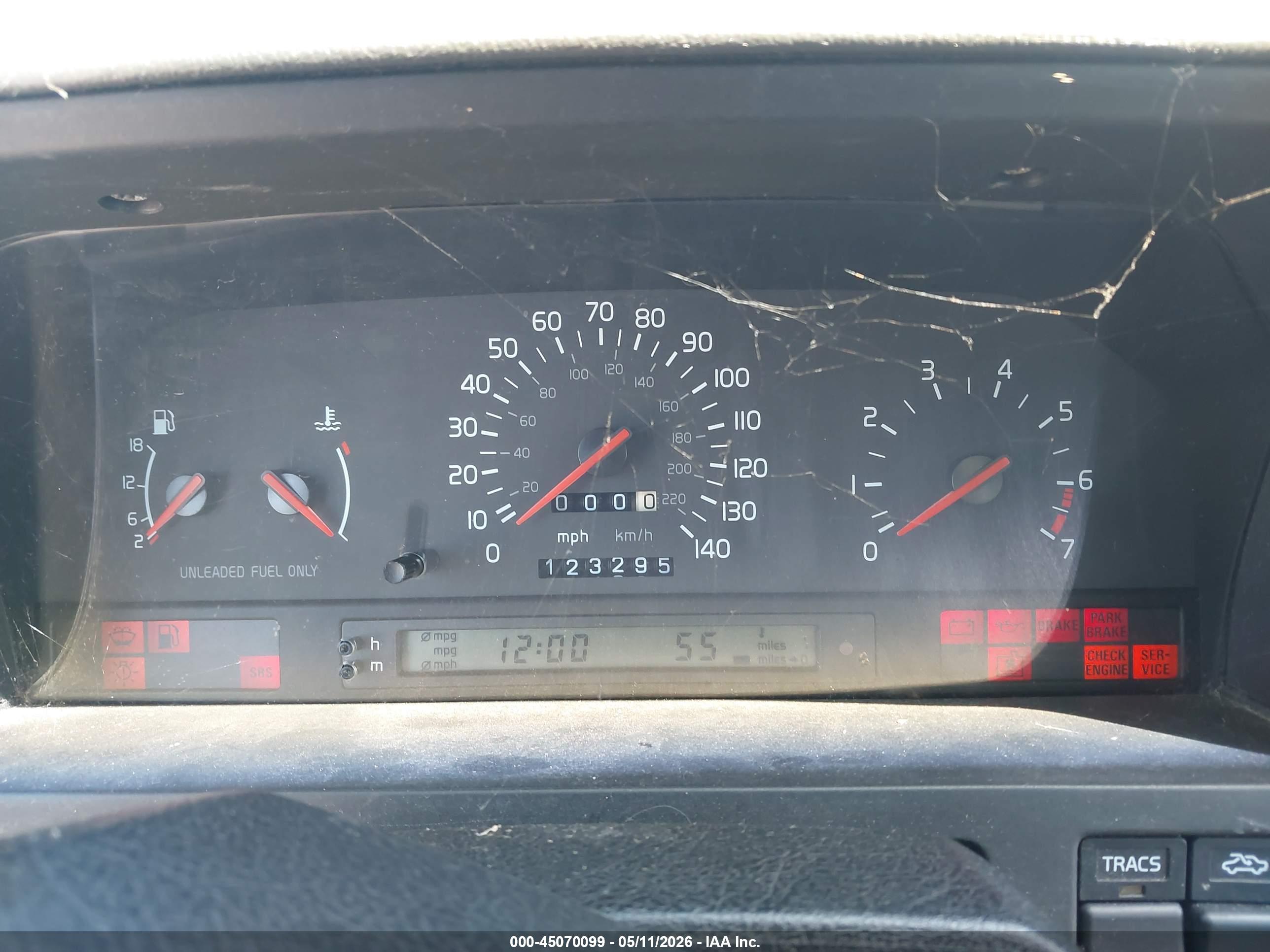VOLVO 850 image 7