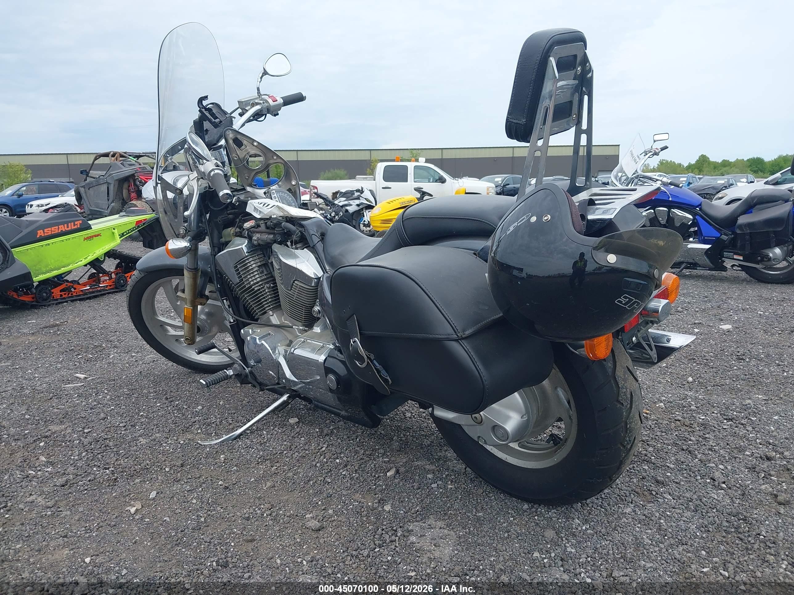 HONDA VTX1300 image 3