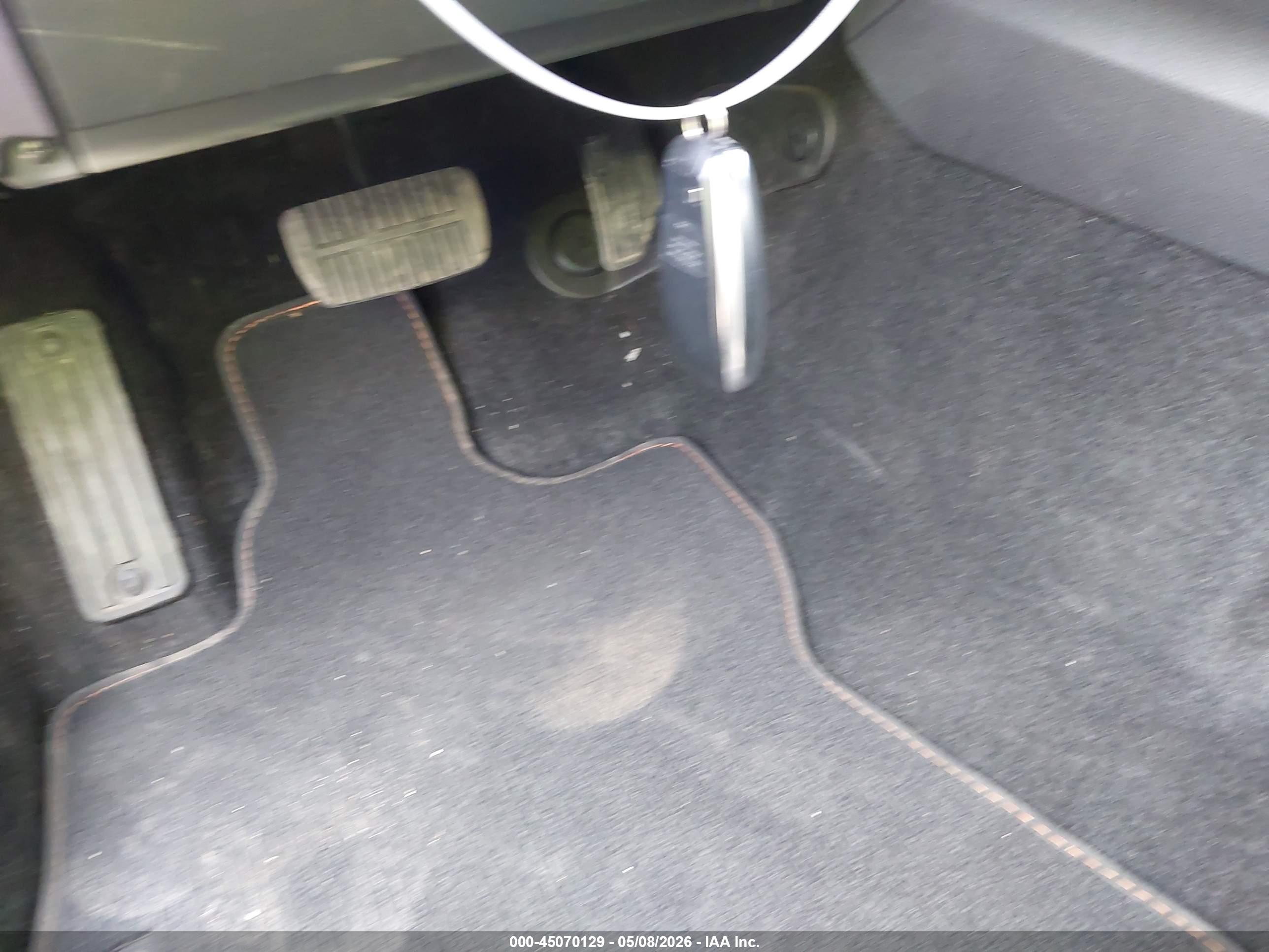 SUBARU CROSSTREK image 11