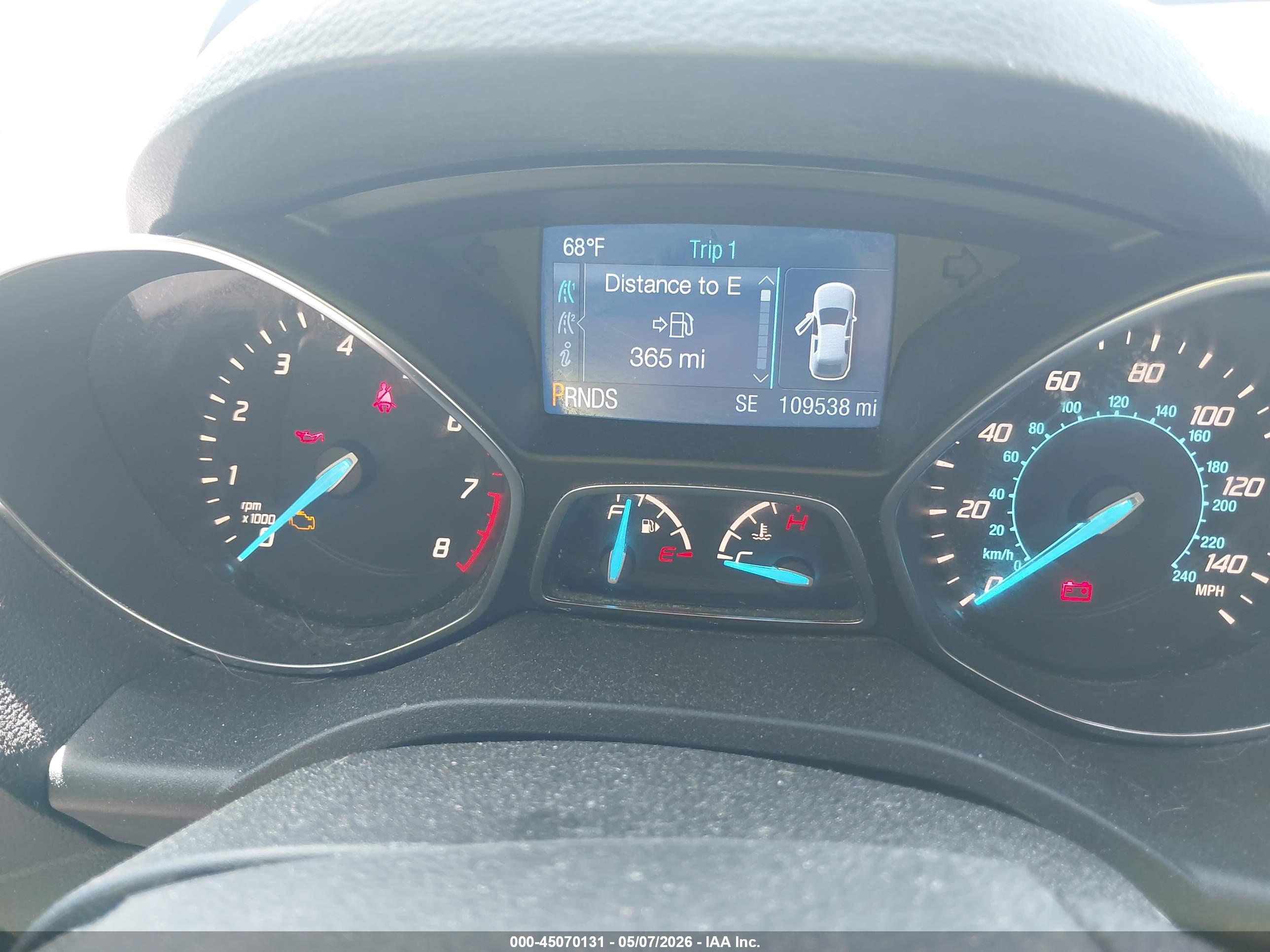 FORD ESCAPE image 7
