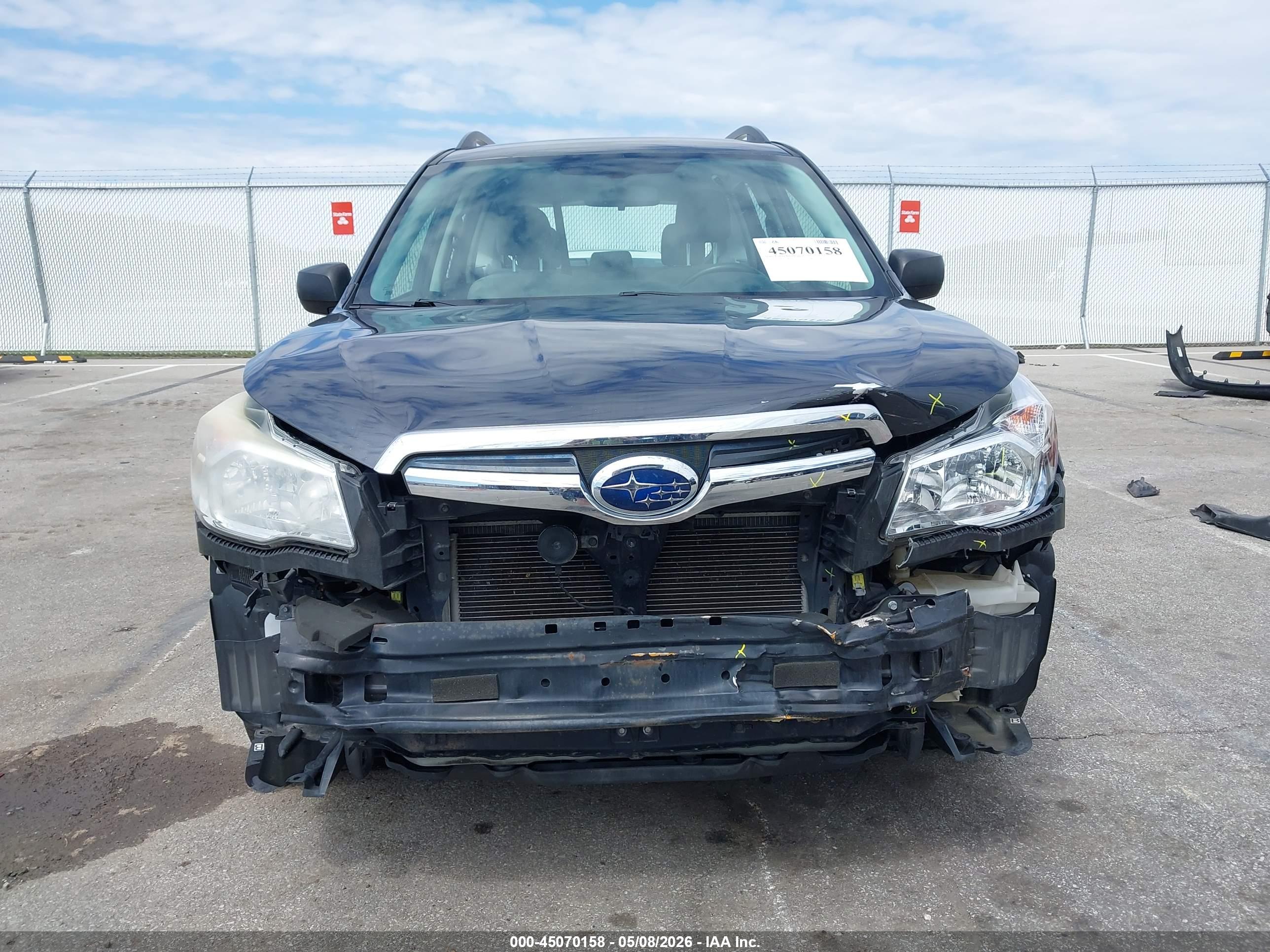 SUBARU FORESTER image 6