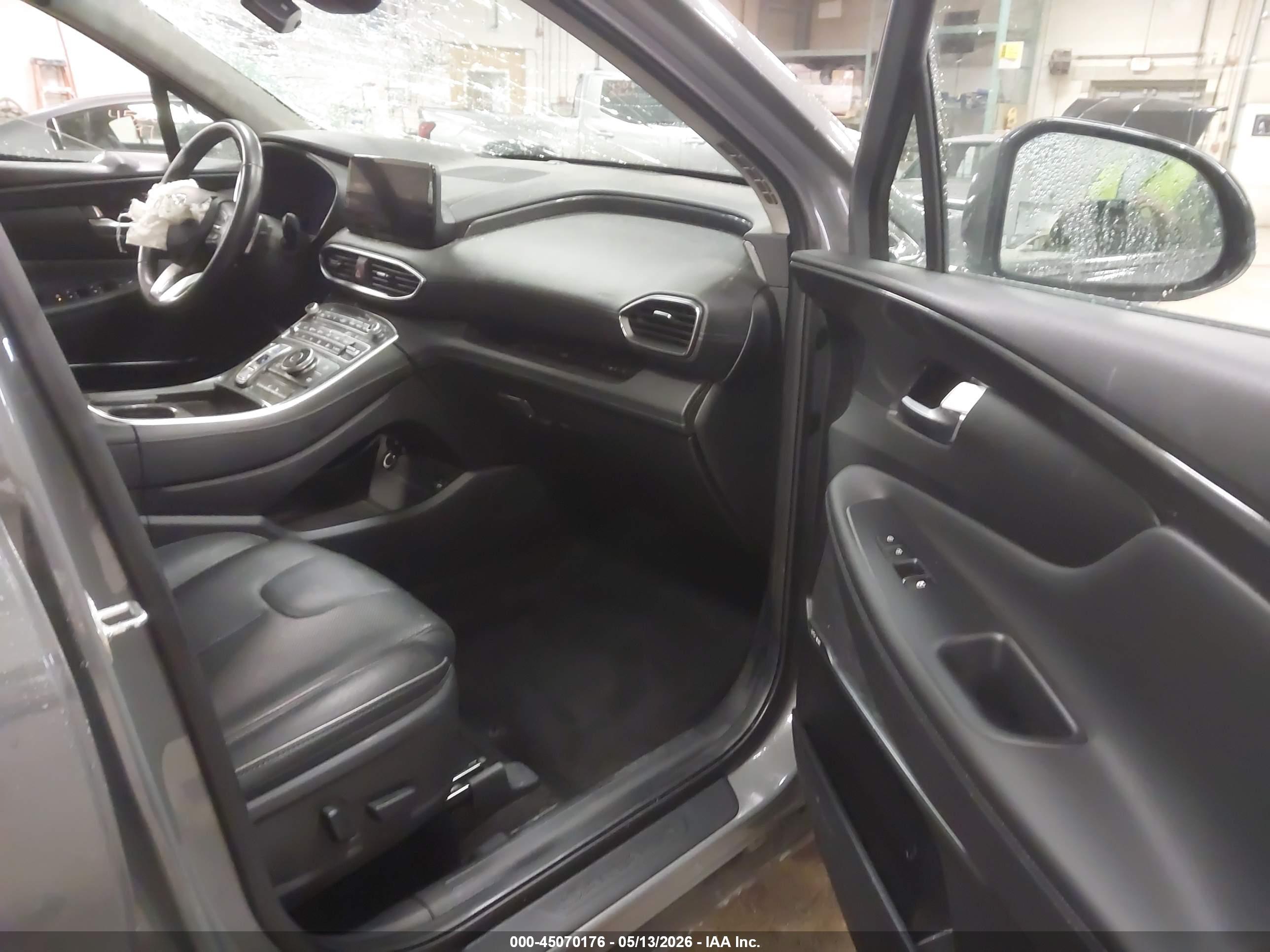 HYUNDAI SANTA image 5