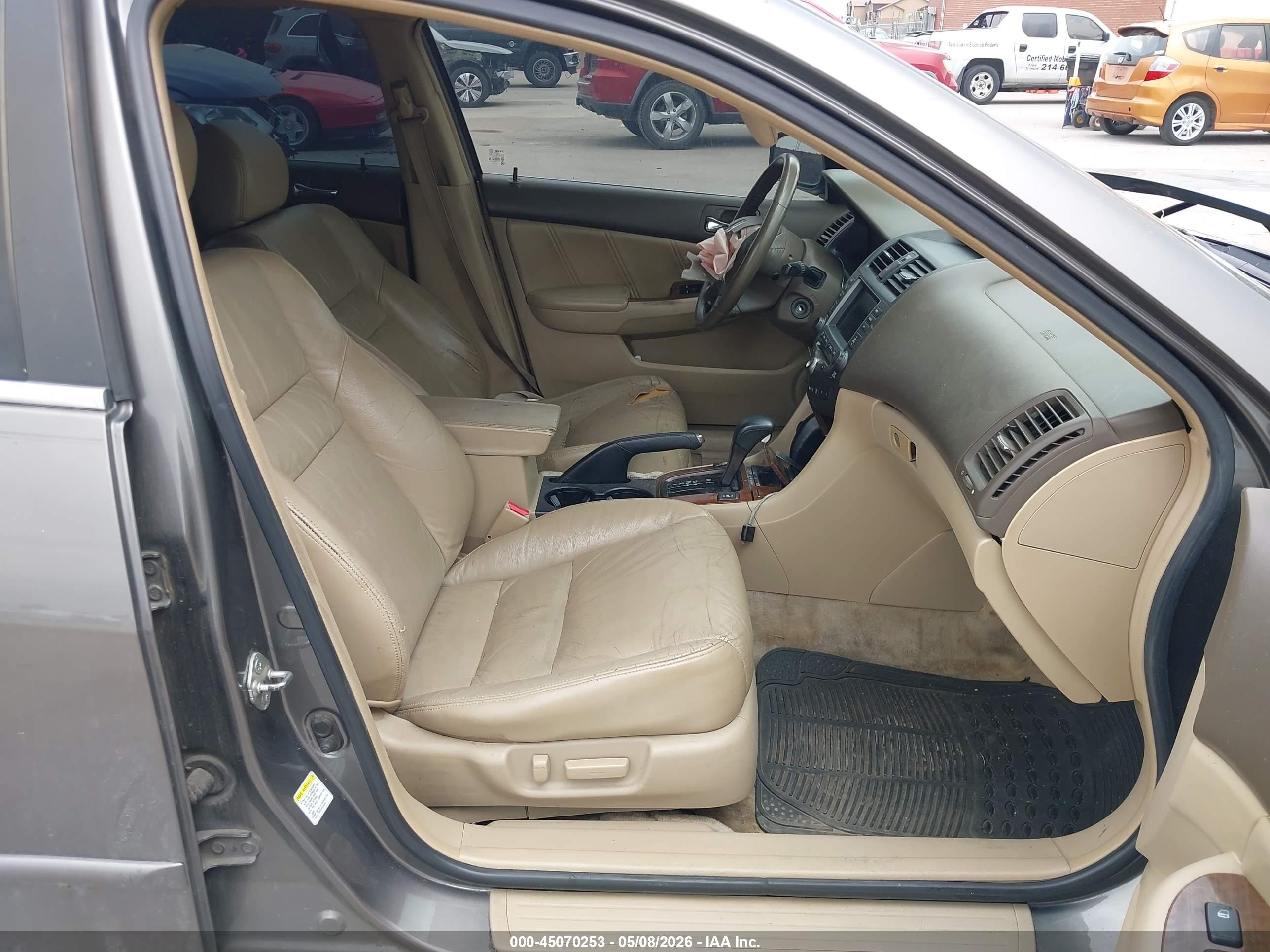 HONDA ACCORD image 5