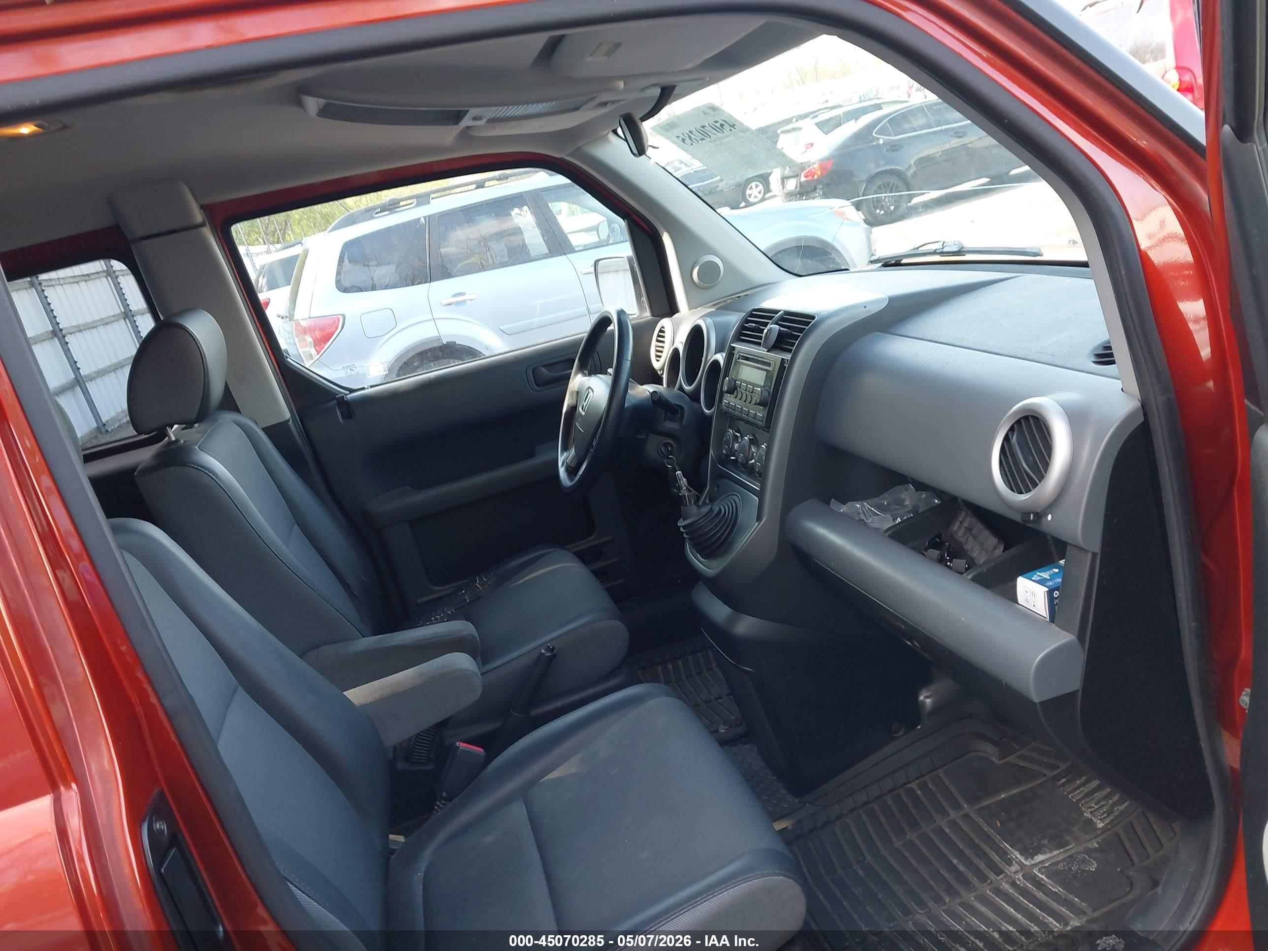 HONDA ELEMENT image 5