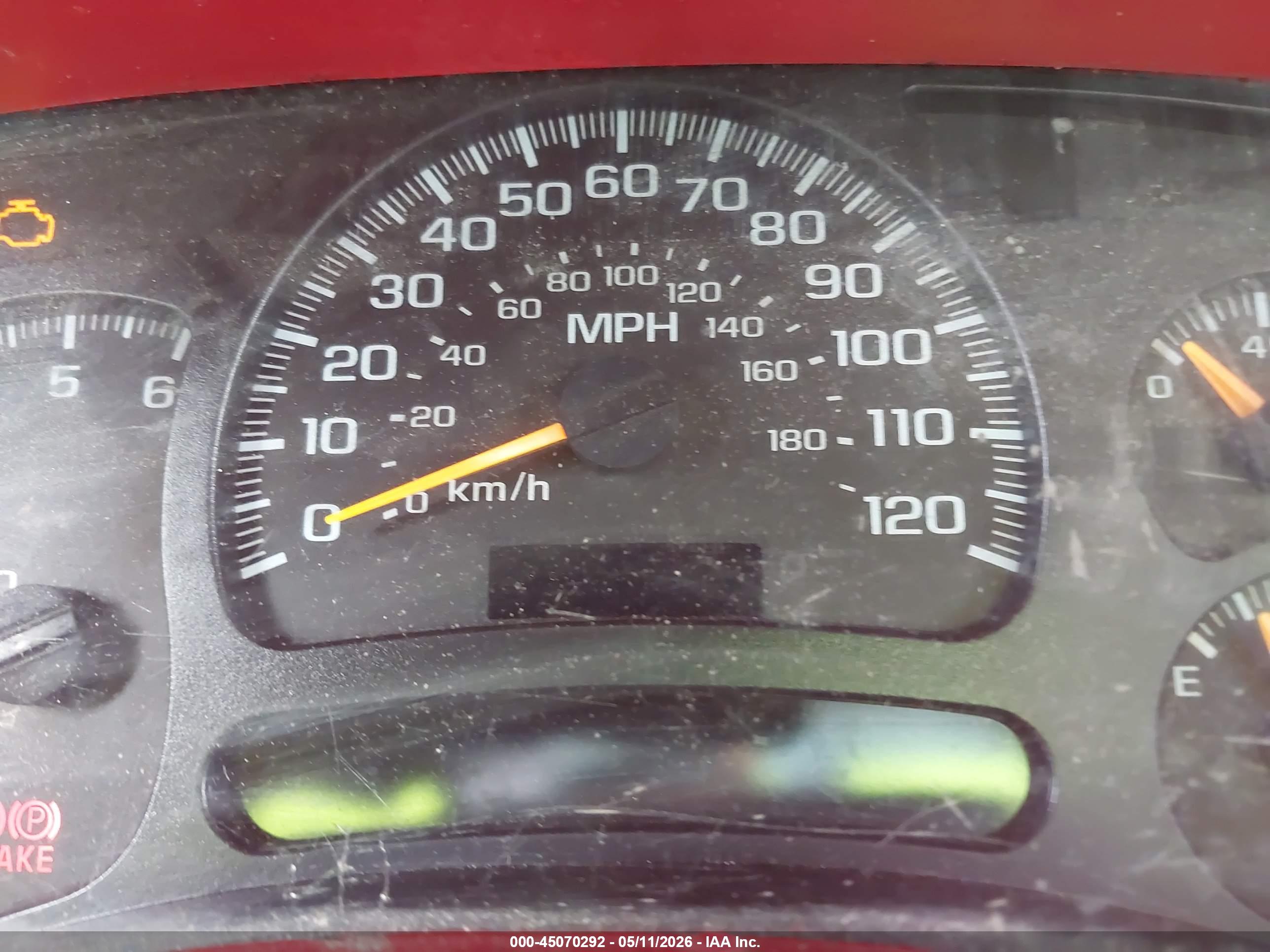 CHEVROLET SILVERADO image 7