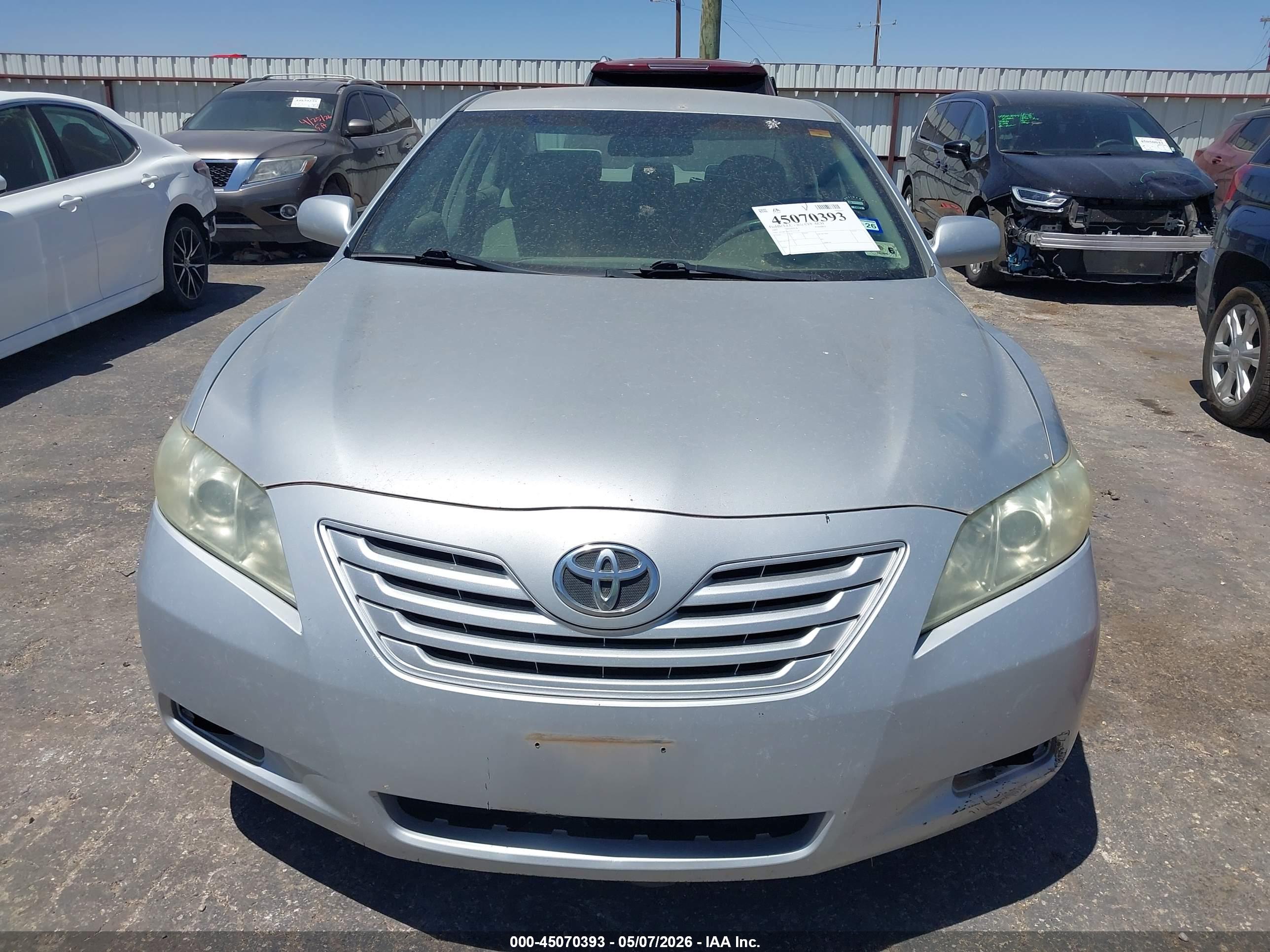TOYOTA CAMRY image 6