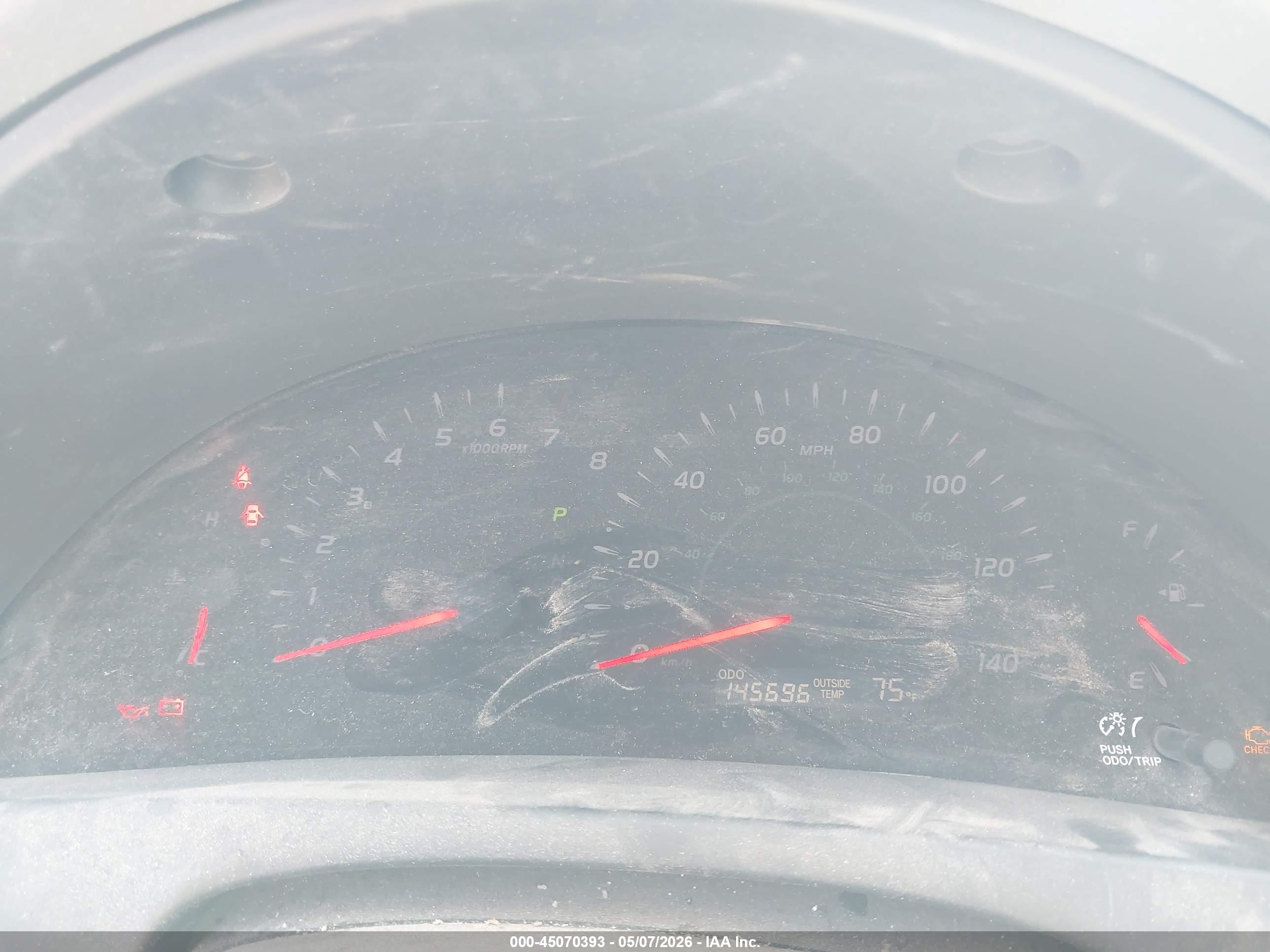 TOYOTA CAMRY image 7