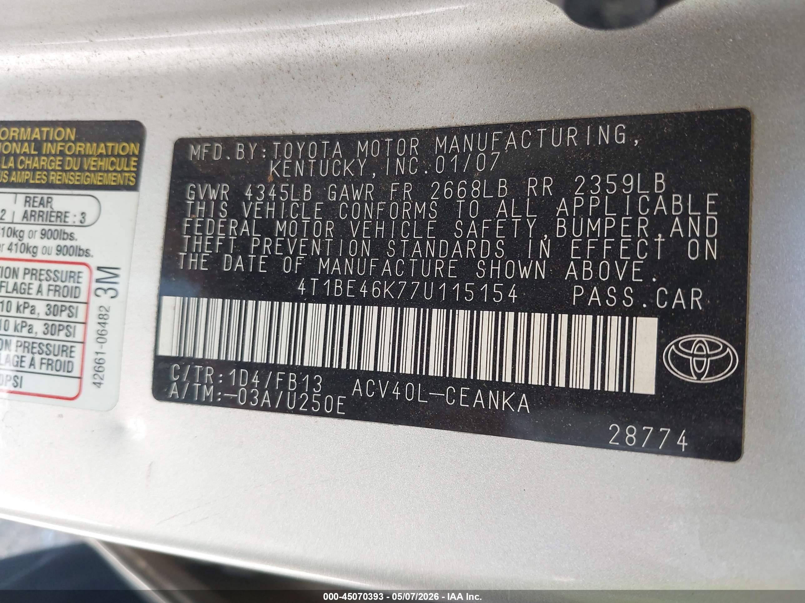TOYOTA CAMRY image 9