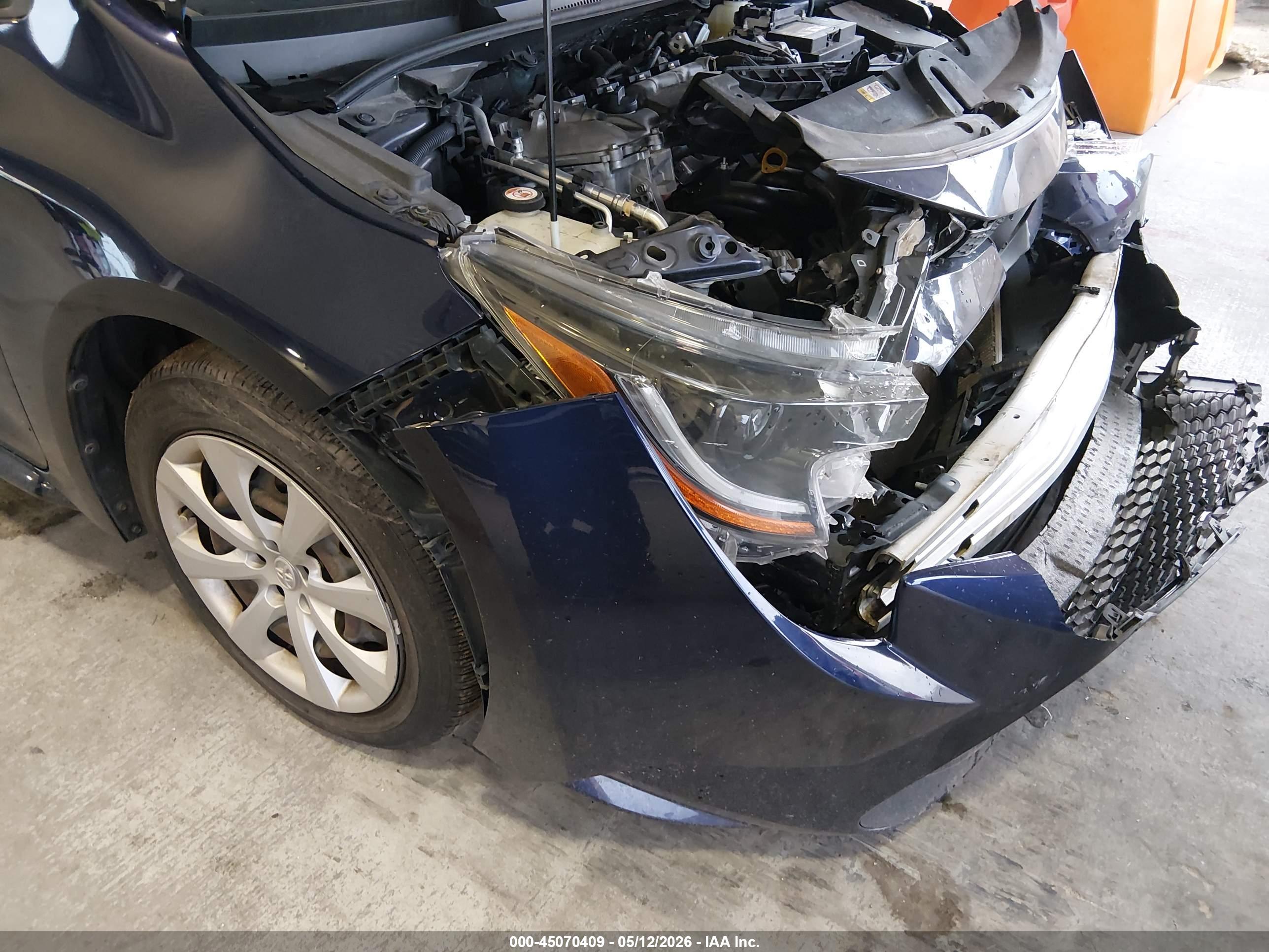 TOYOTA COROLLA image 6