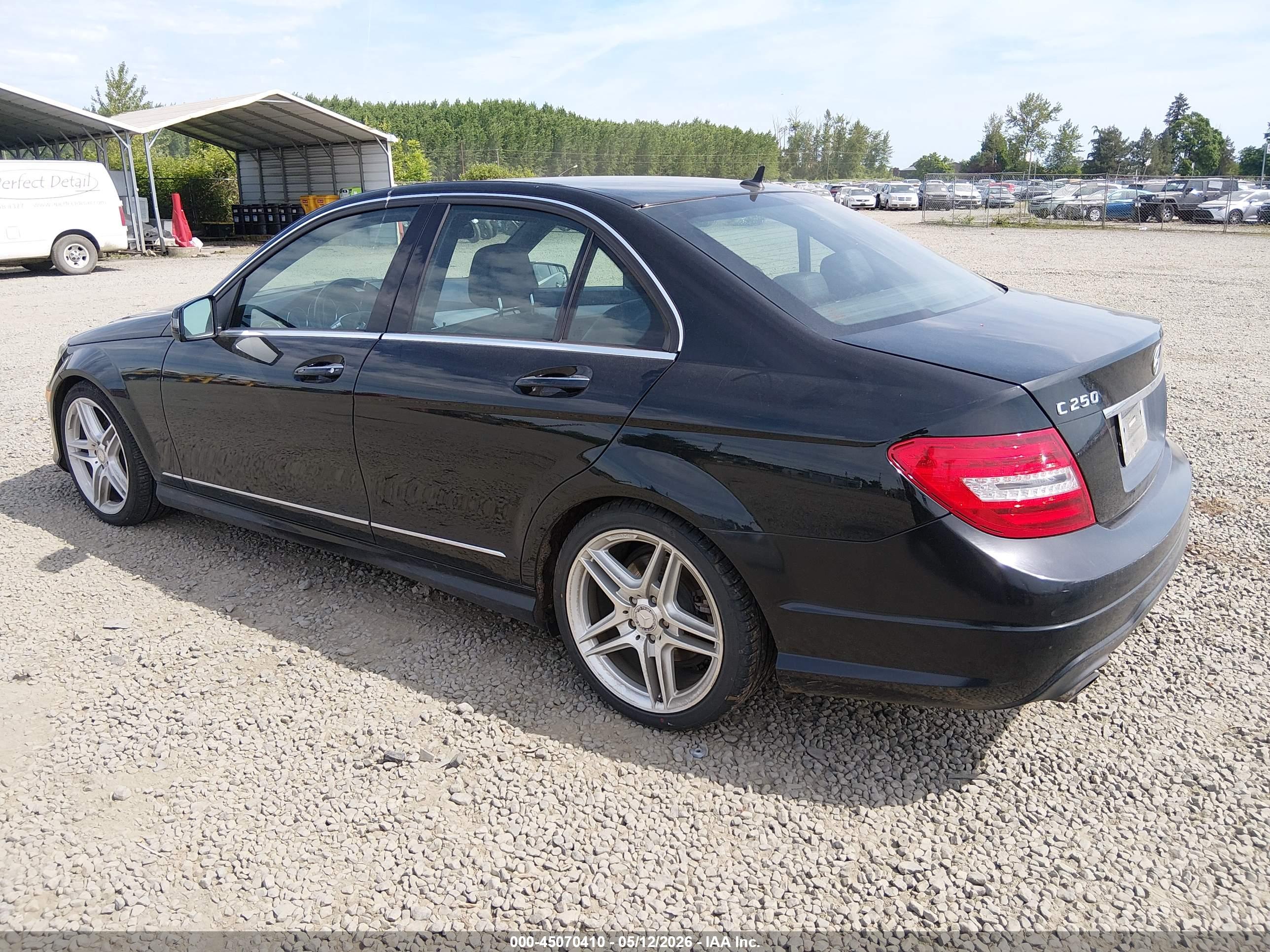 MERCEDES-BENZ C image 3