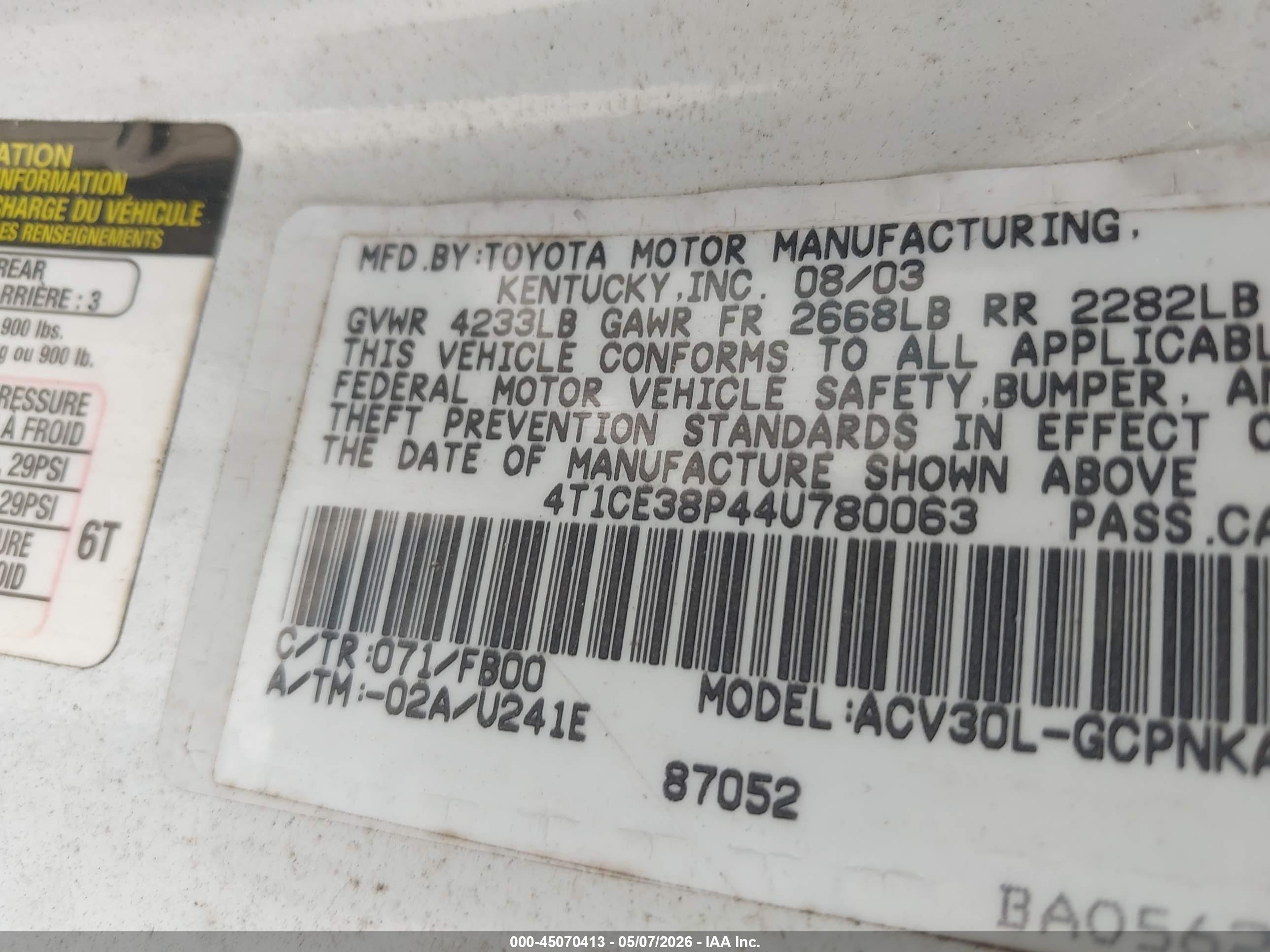 TOYOTA CAMRY image 9