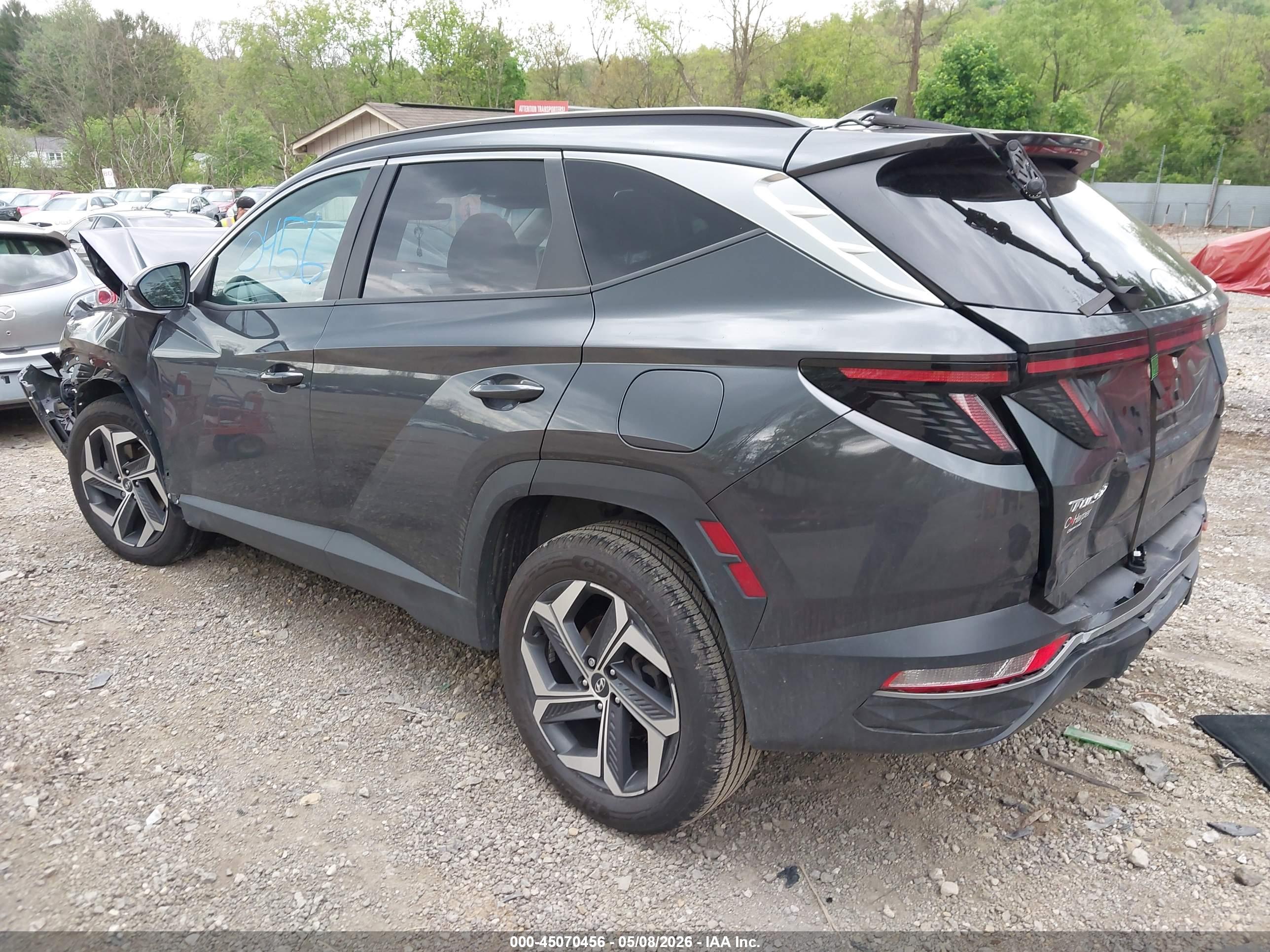 HYUNDAI TUCSON image 3