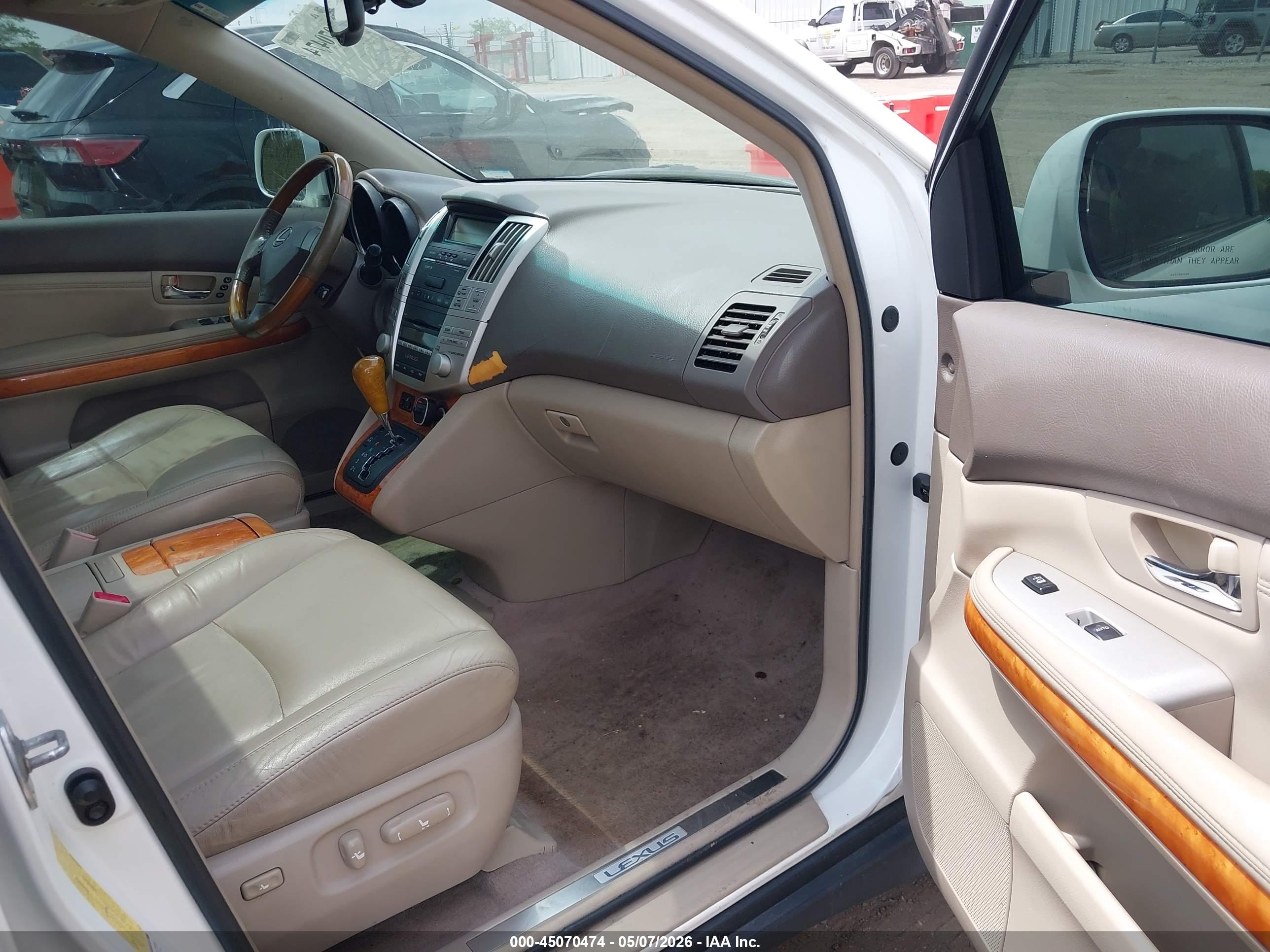 LEXUS RX image 5