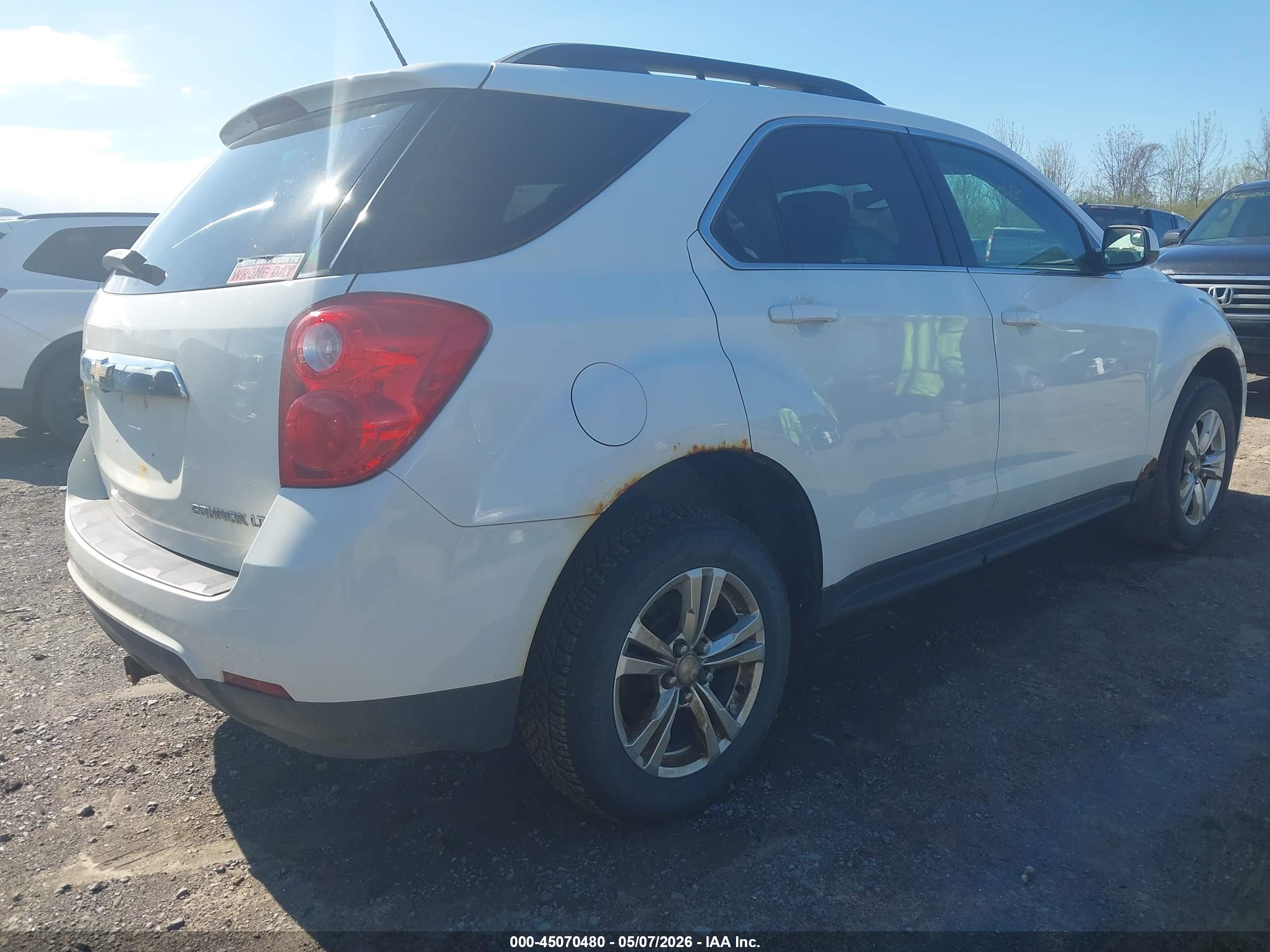 CHEVROLET EQUINOX image 4