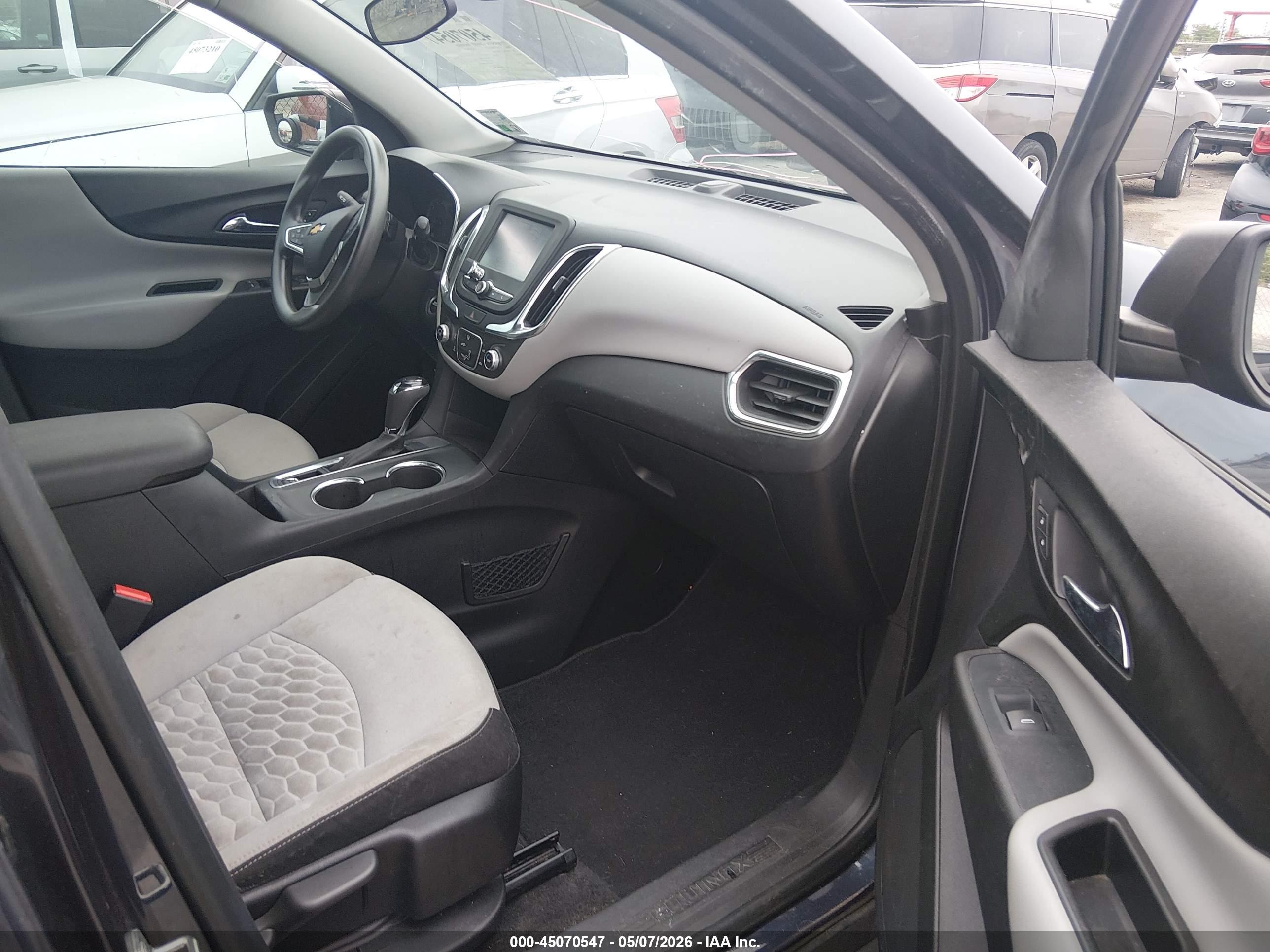 CHEVROLET EQUINOX image 5