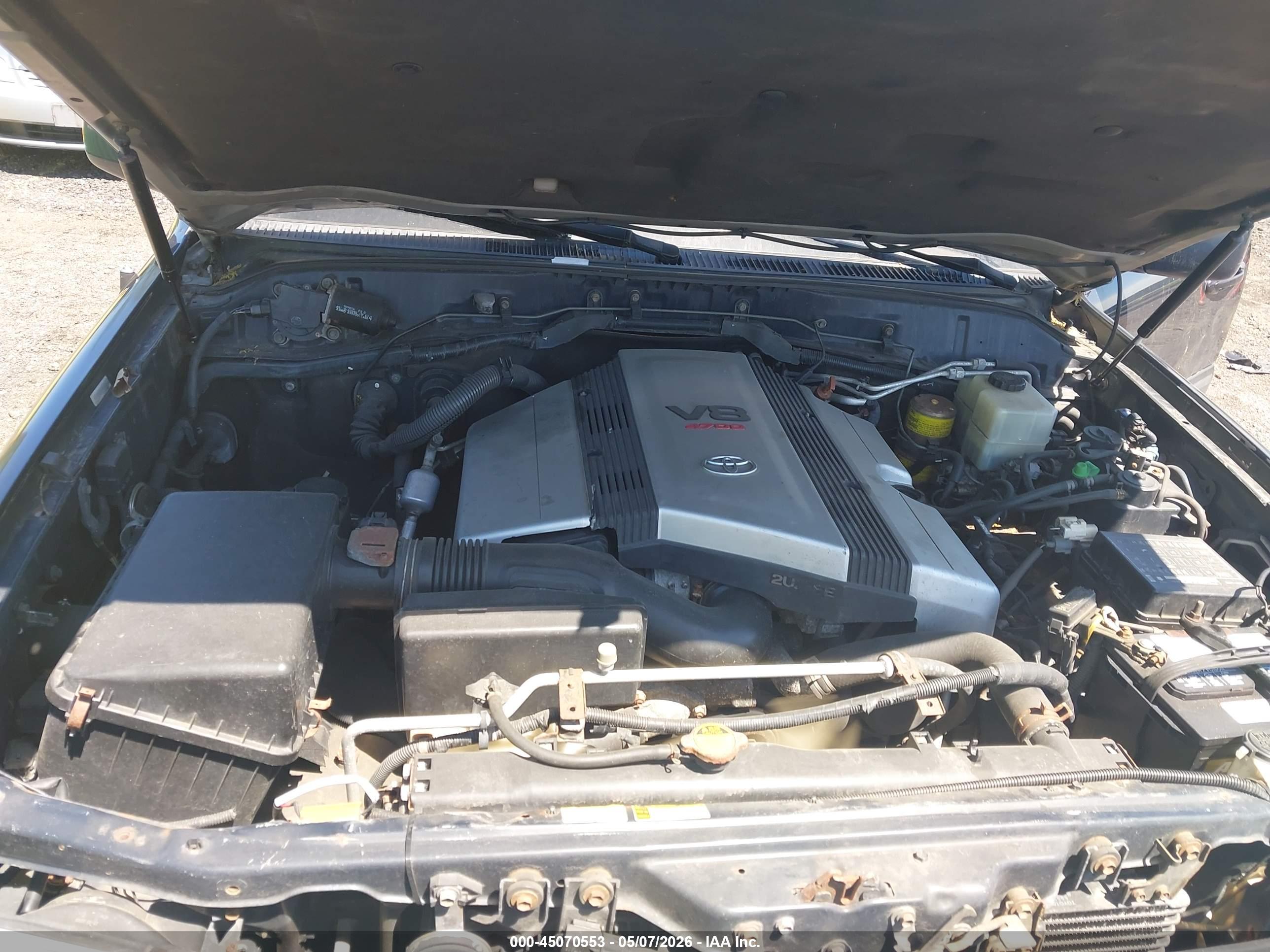 TOYOTA LAND image 10