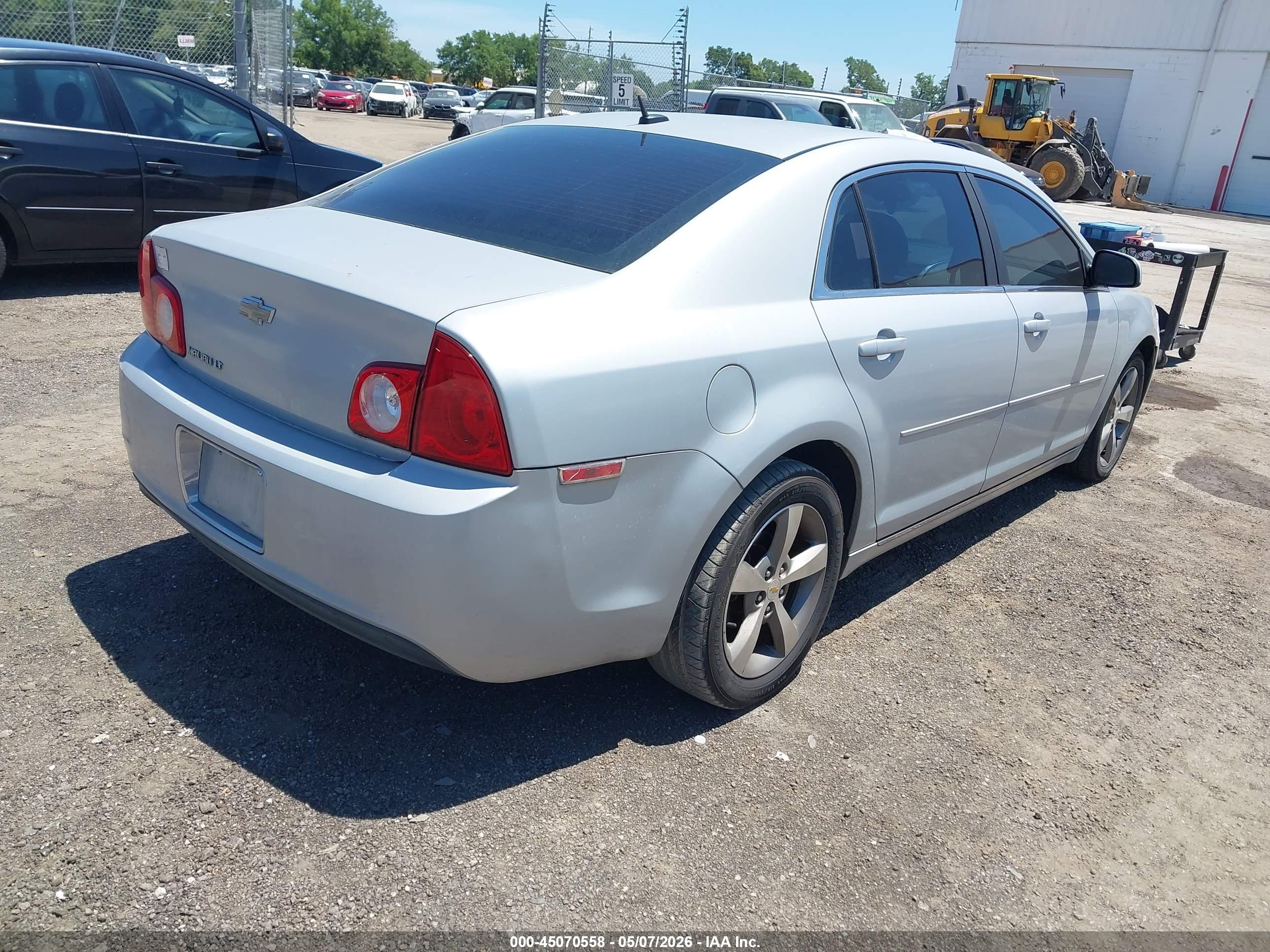 CHEVROLET MALIBU image 4