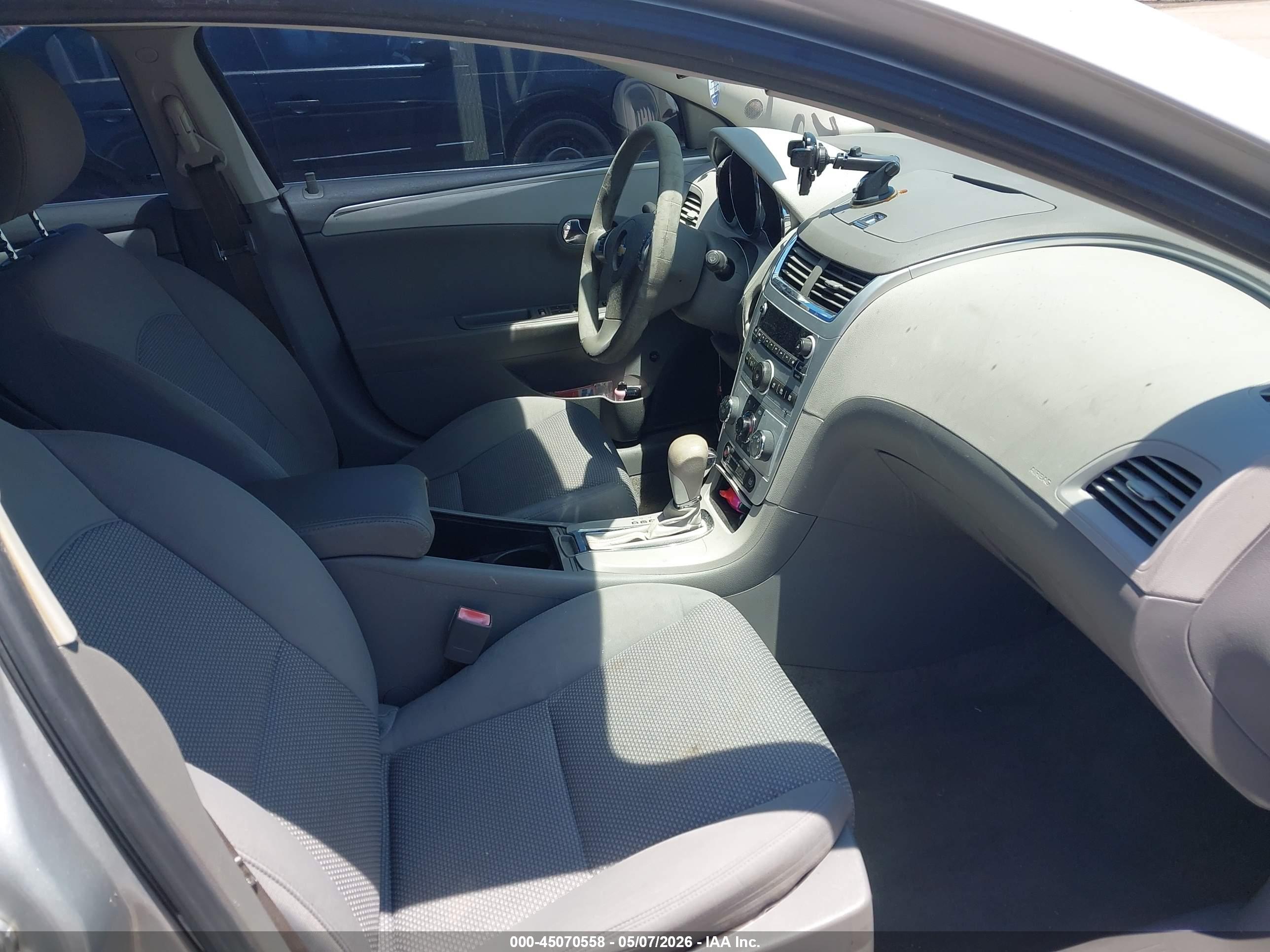 CHEVROLET MALIBU image 5