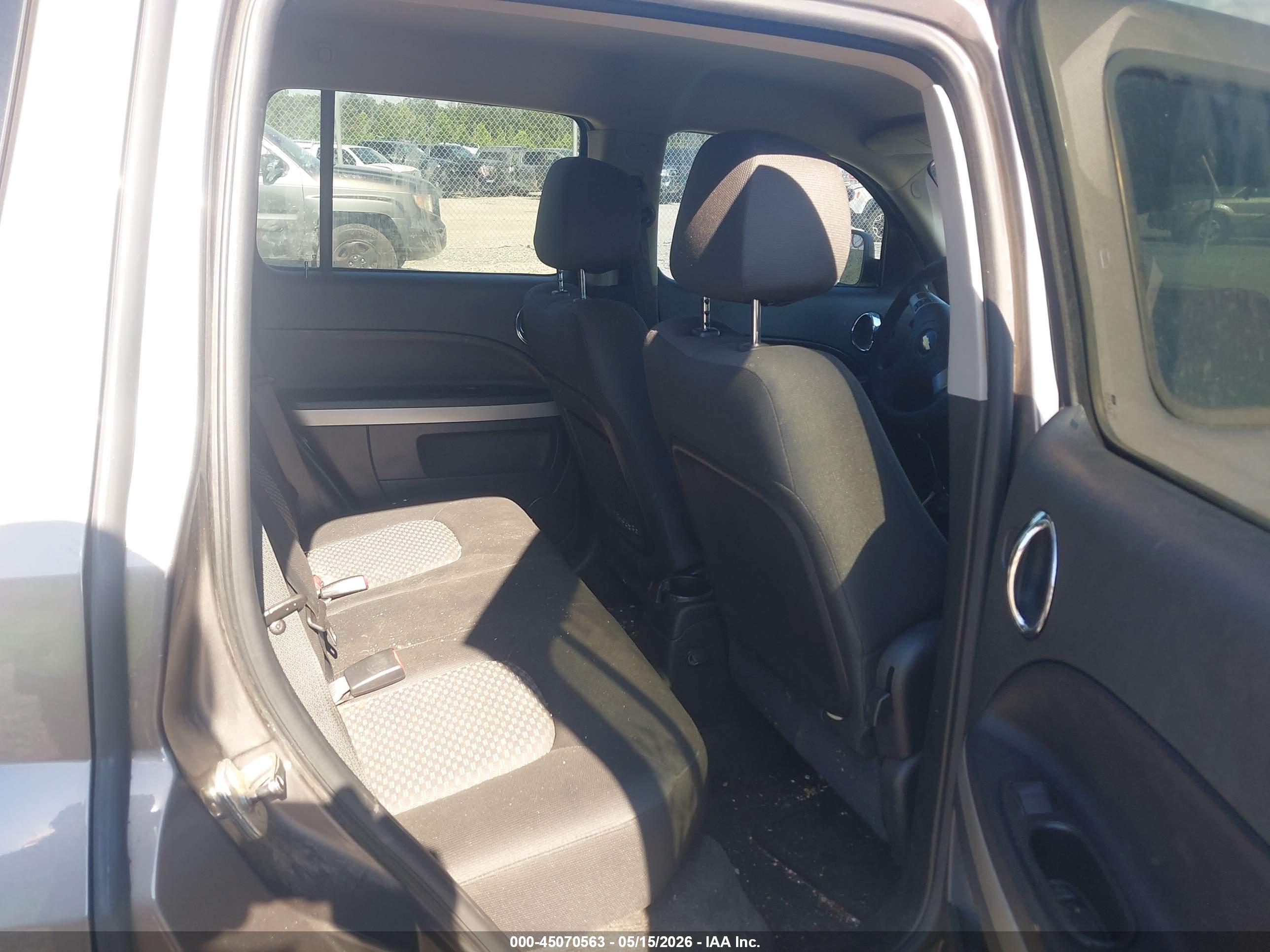 CHEVROLET HHR image 8