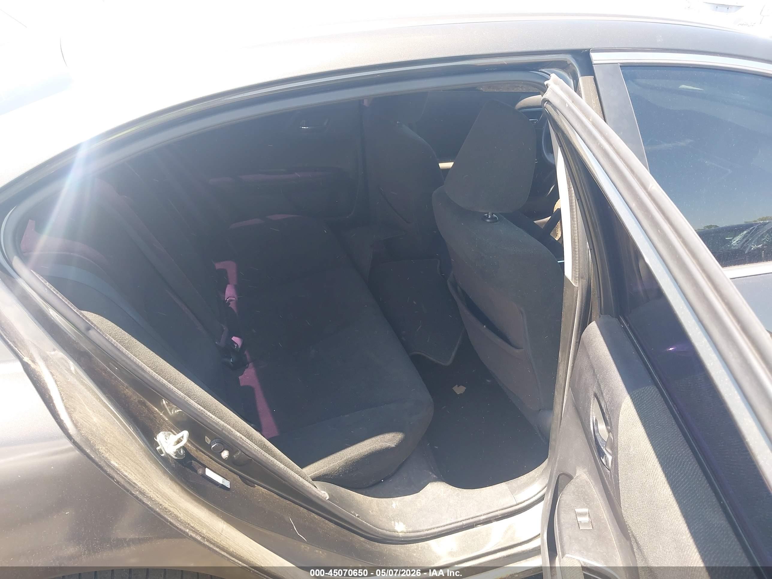 HONDA ACCORD image 8