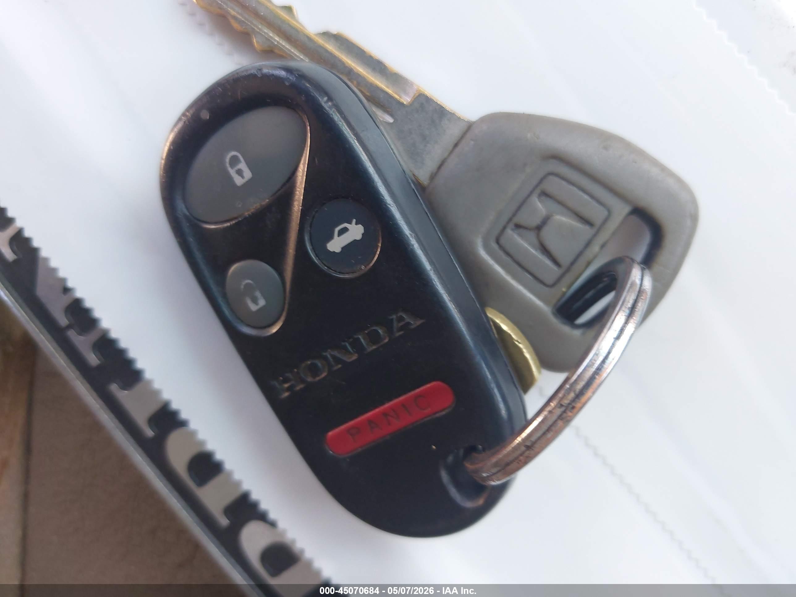 HONDA ACCORD image 11