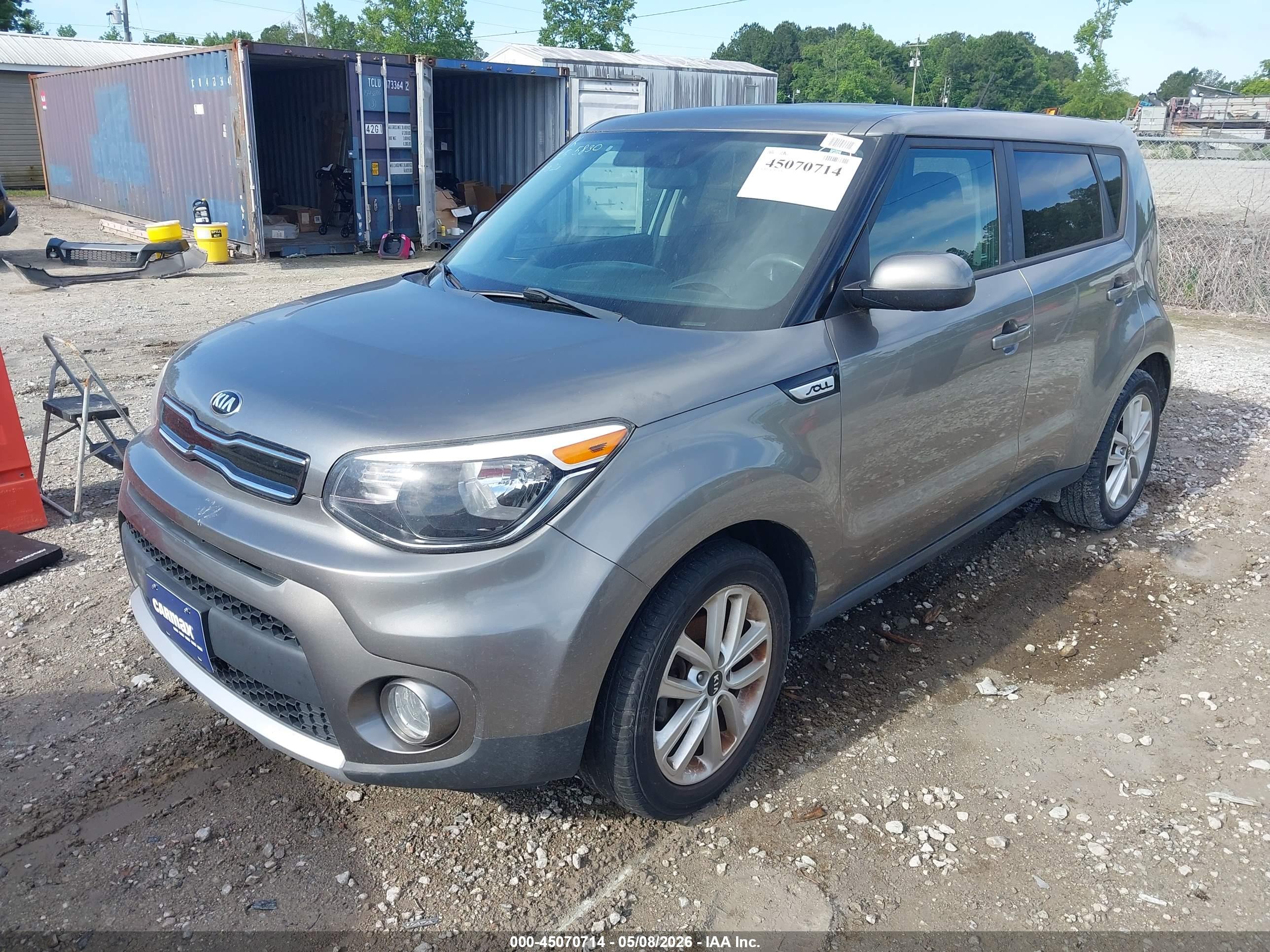 KIA SOUL image 2