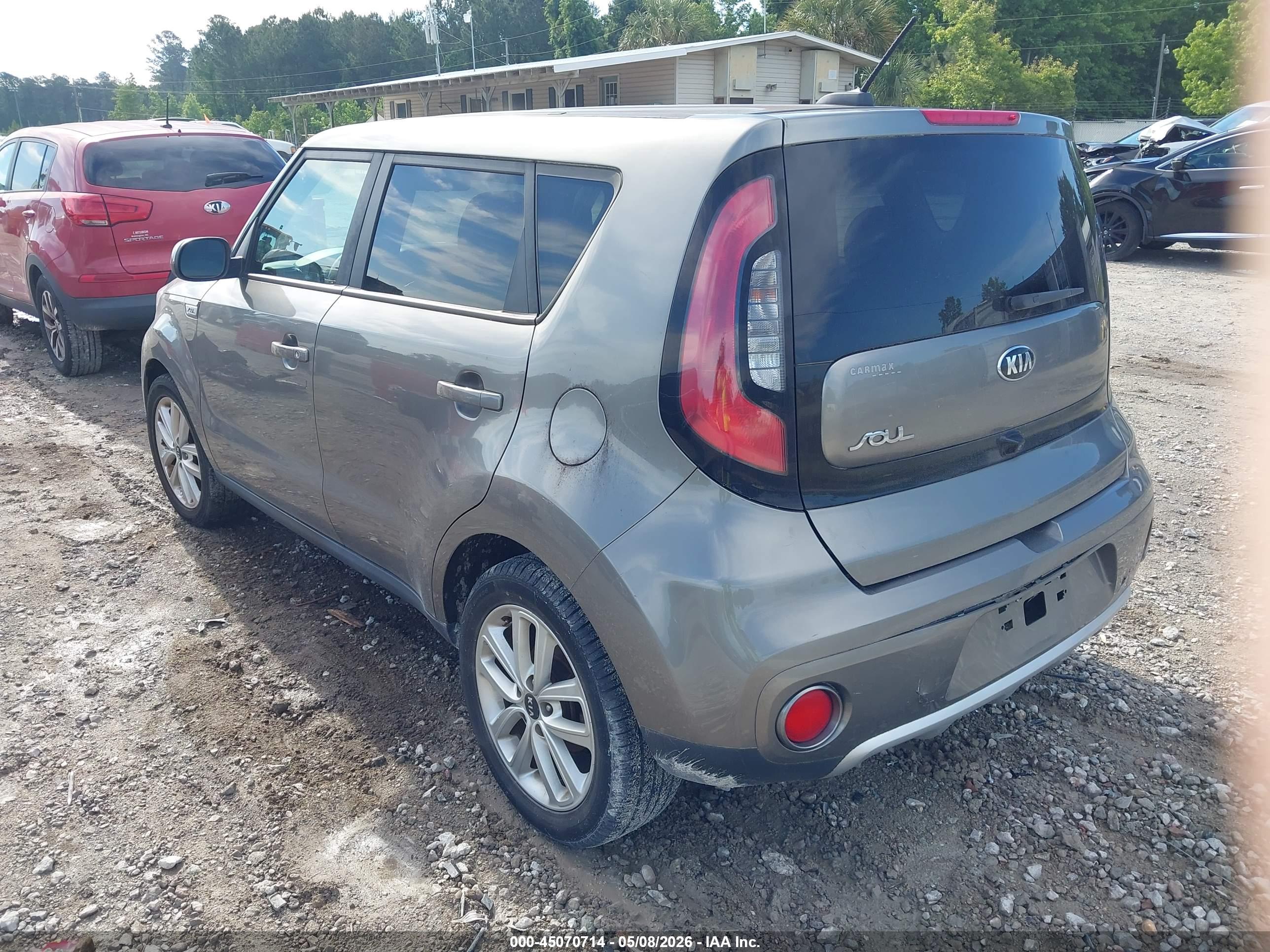 KIA SOUL image 3