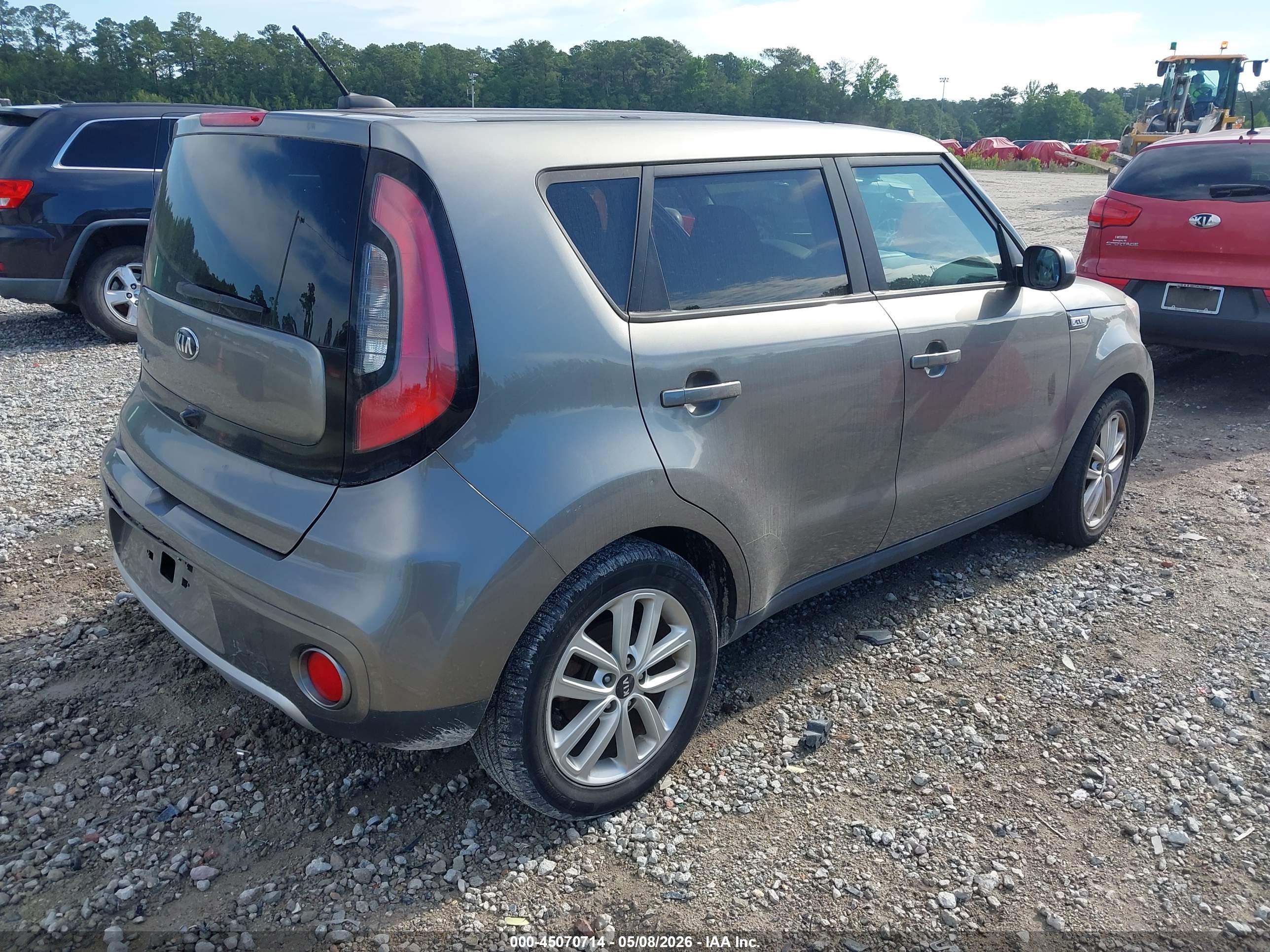 KIA SOUL image 4