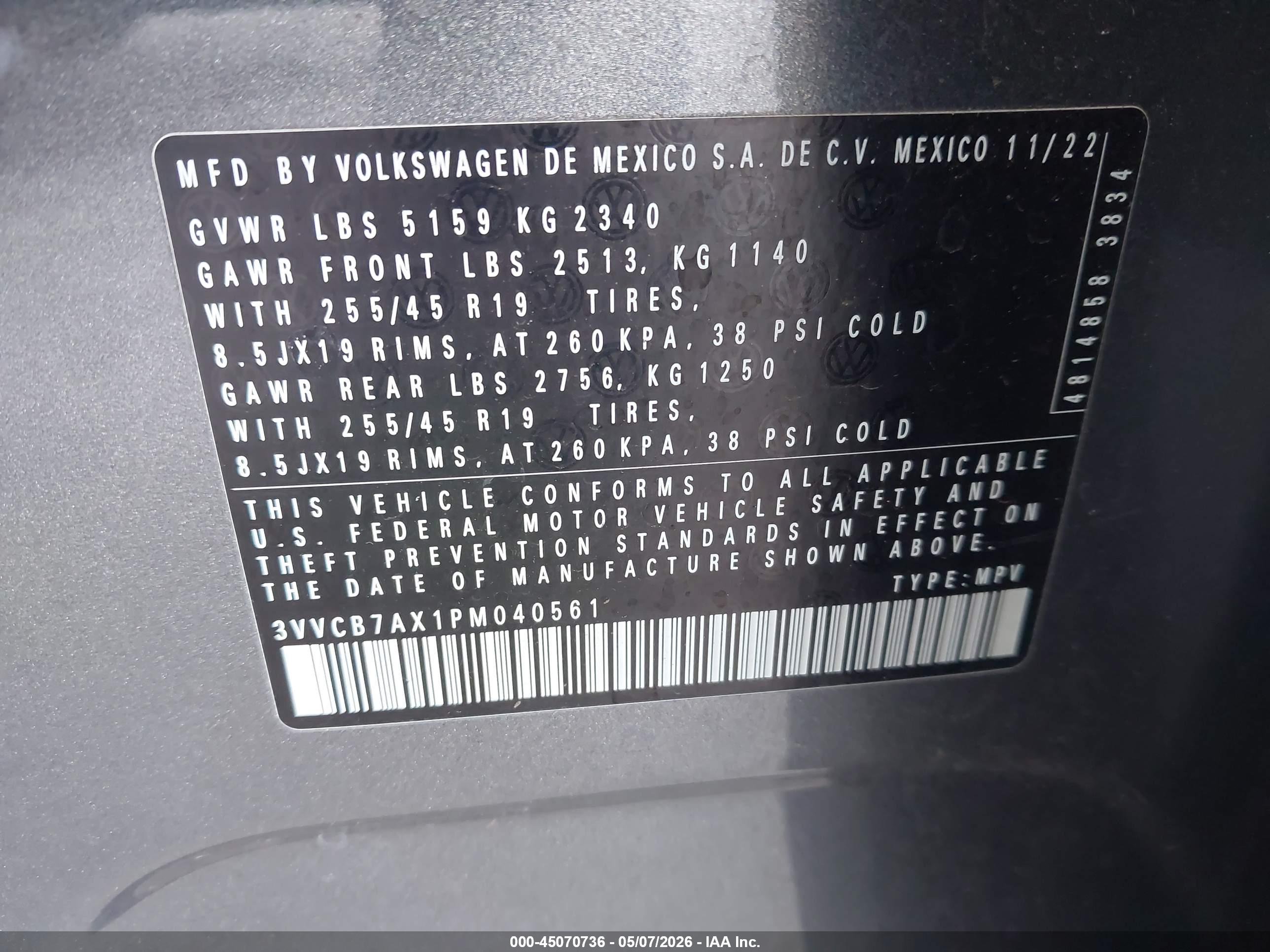 VOLKSWAGEN TIGUAN image 9