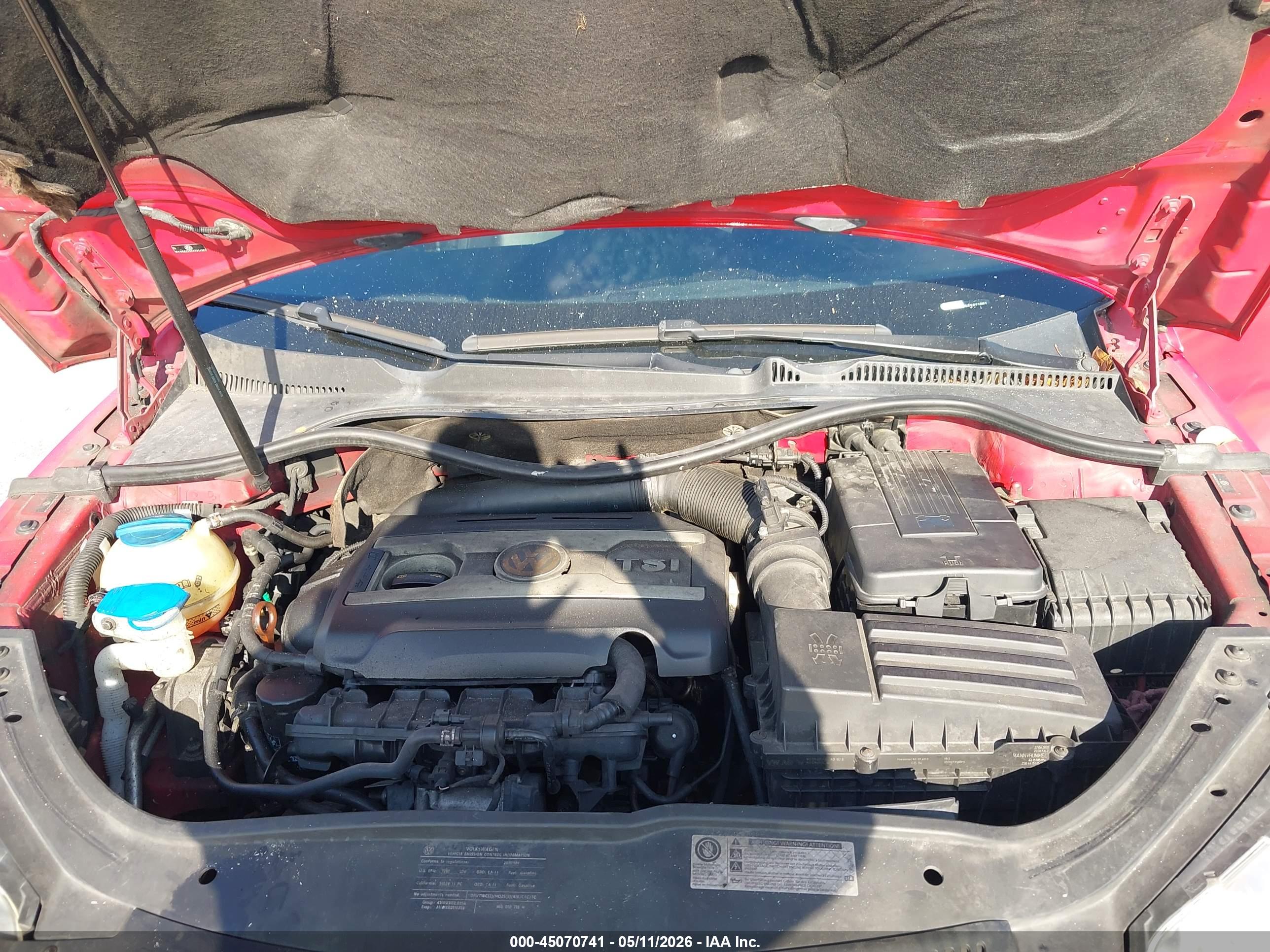 VOLKSWAGEN EOS image 10