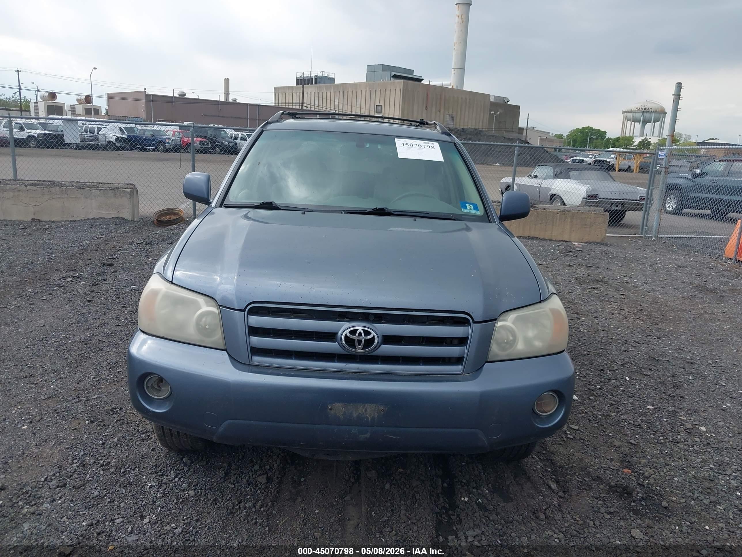 TOYOTA HIGHLANDER image 6