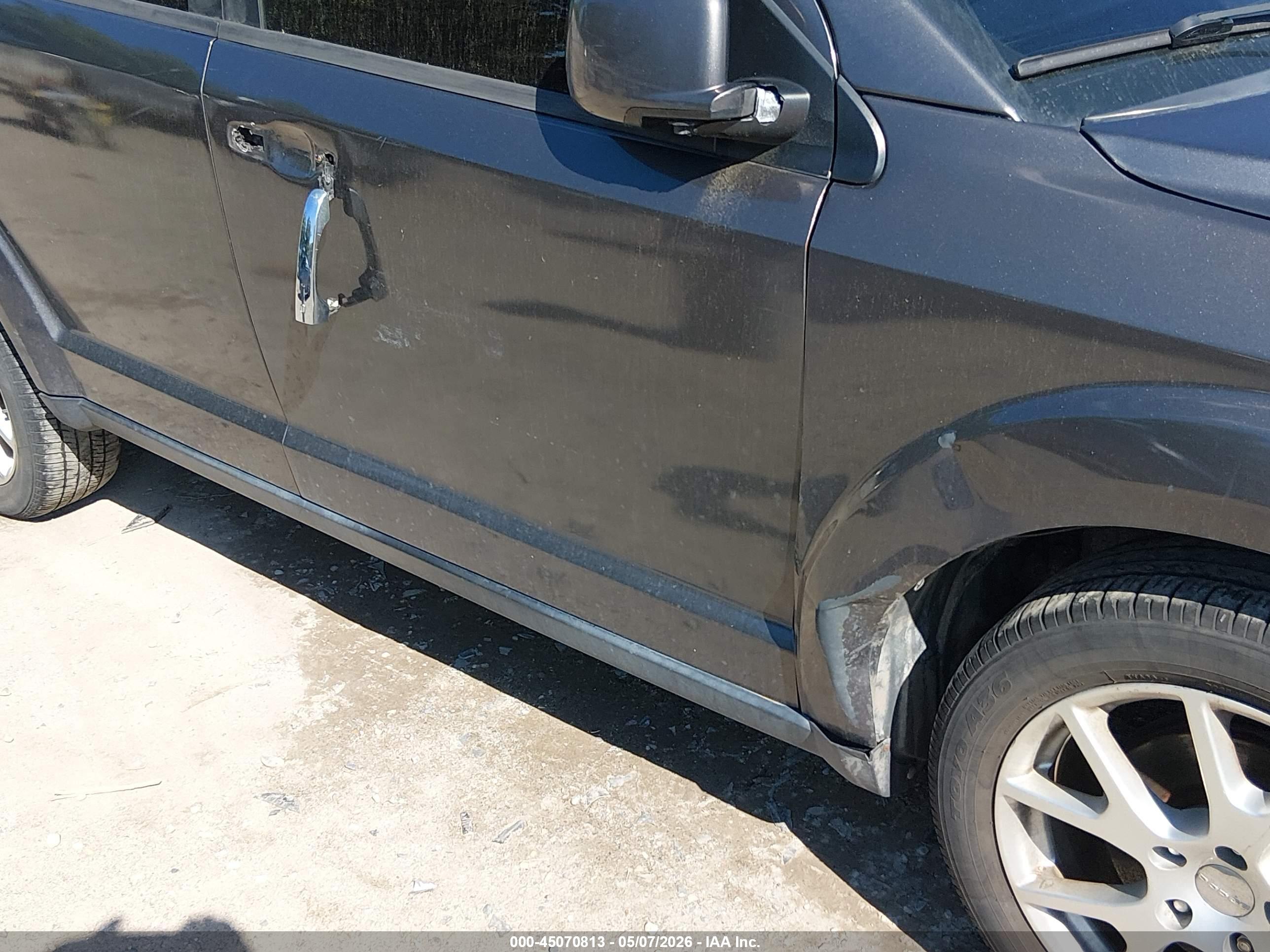 DODGE JOURNEY image 6