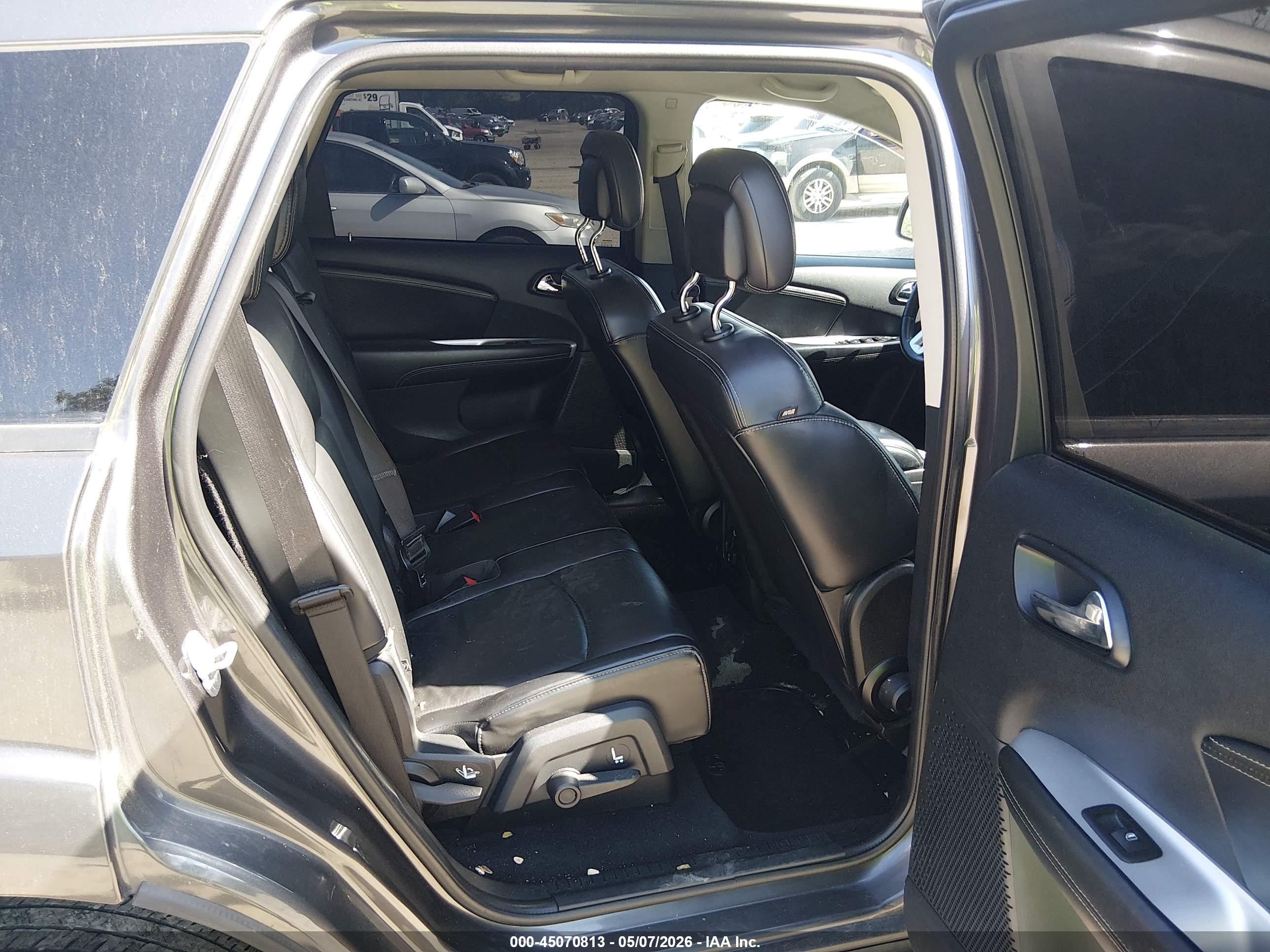 DODGE JOURNEY image 8