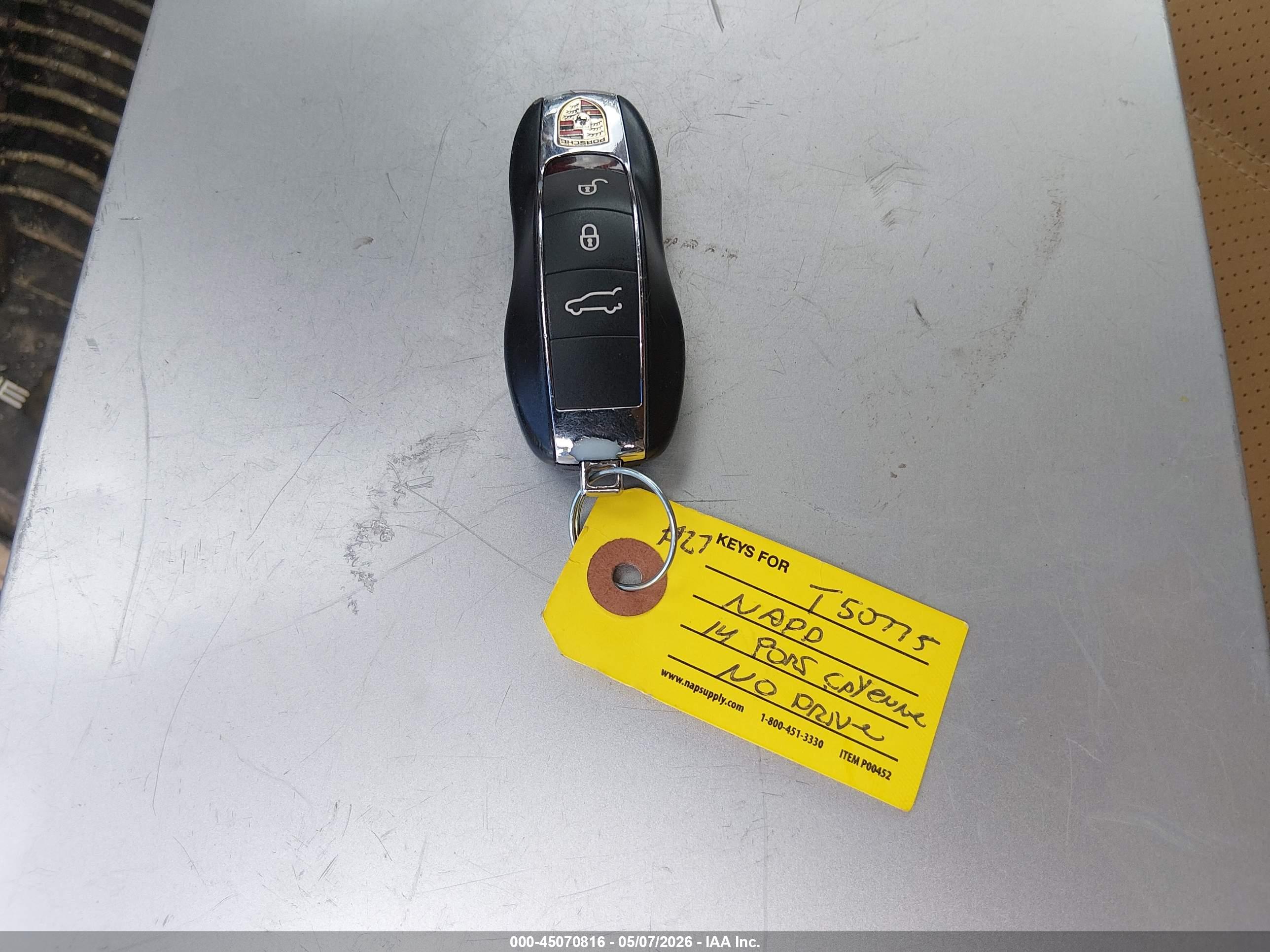 PORSCHE CAYENNE image 11