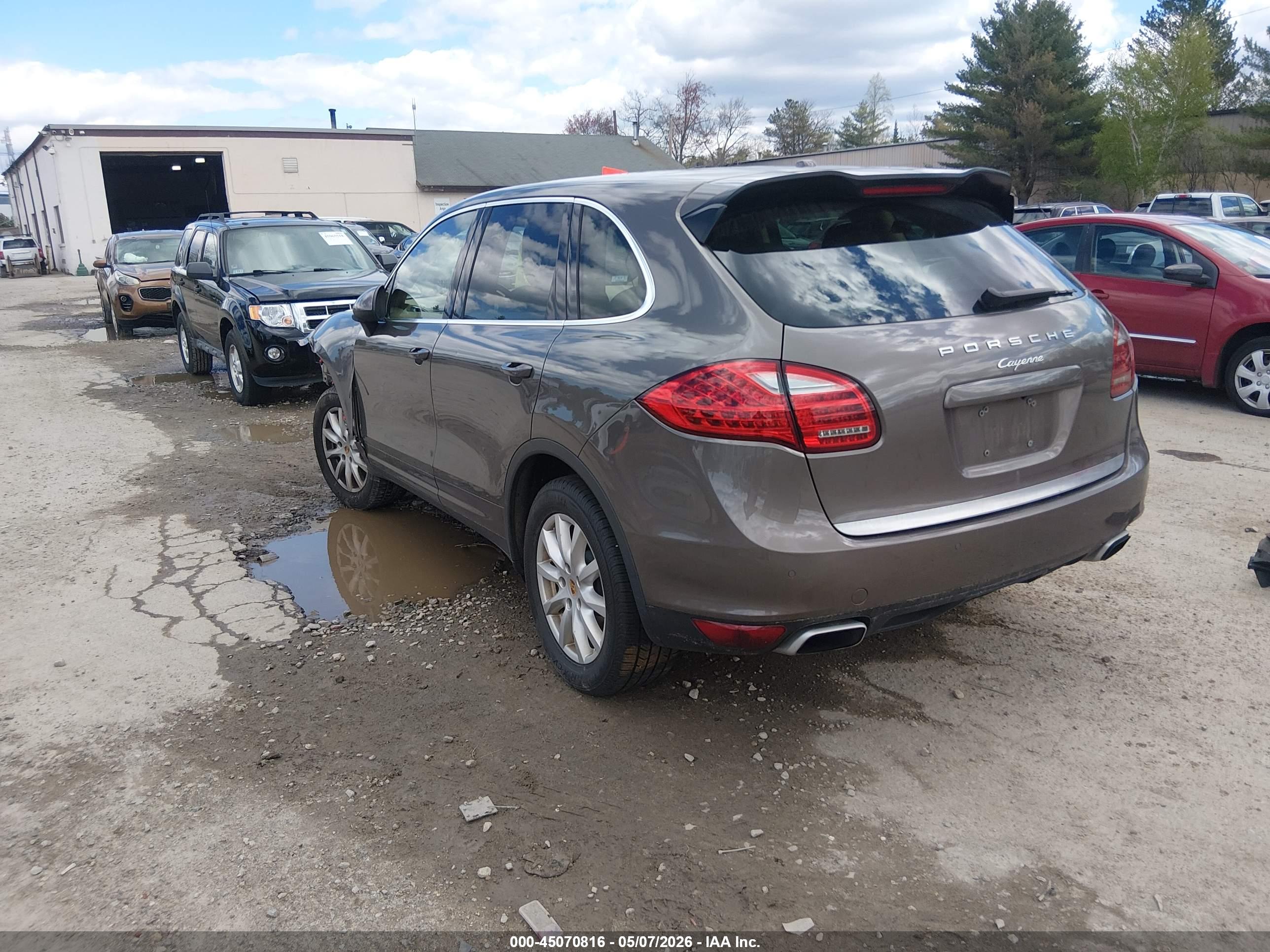PORSCHE CAYENNE image 3