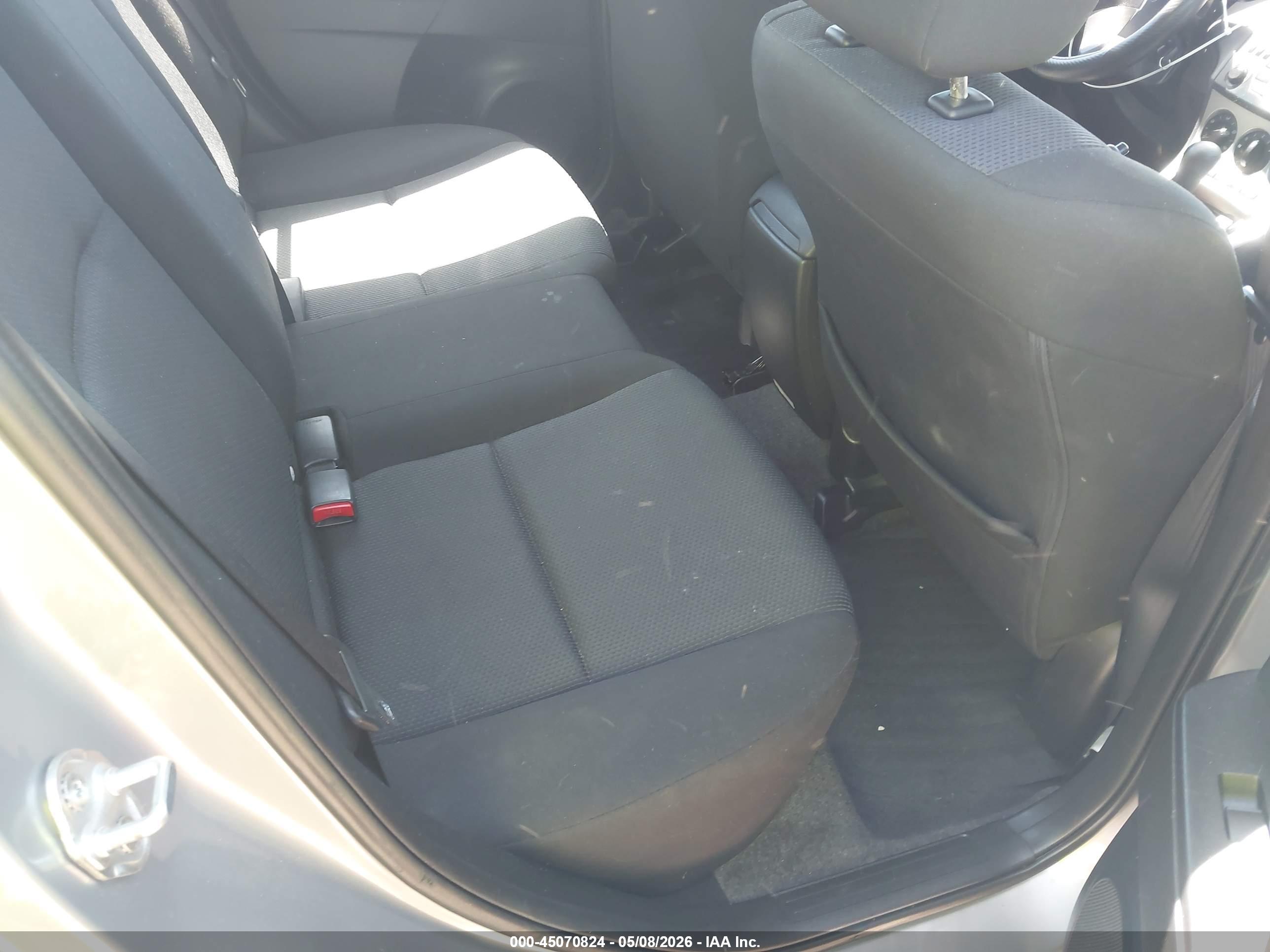 MAZDA MAZDA3 image 8