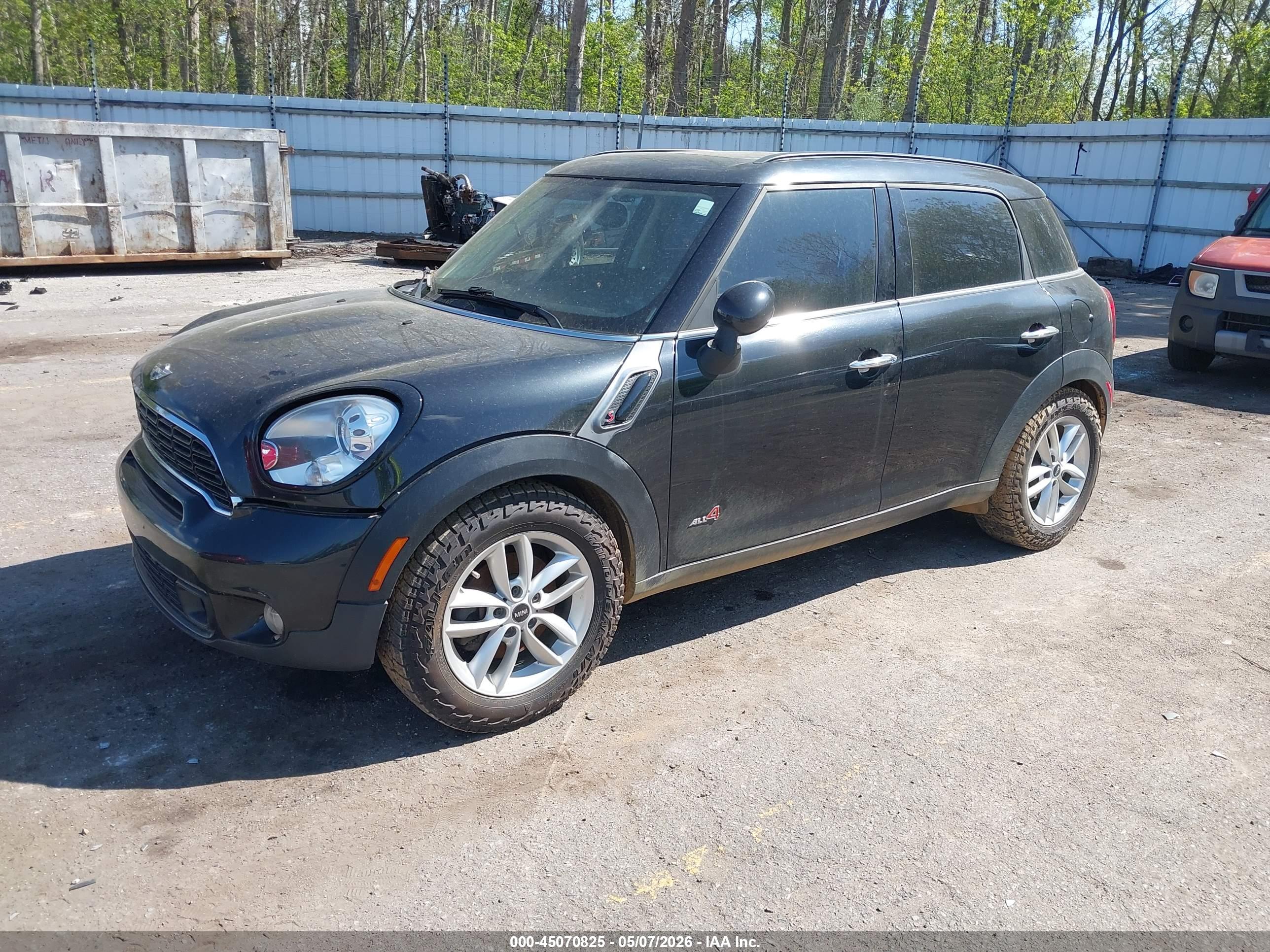 MINI COUNTRYMAN image 2