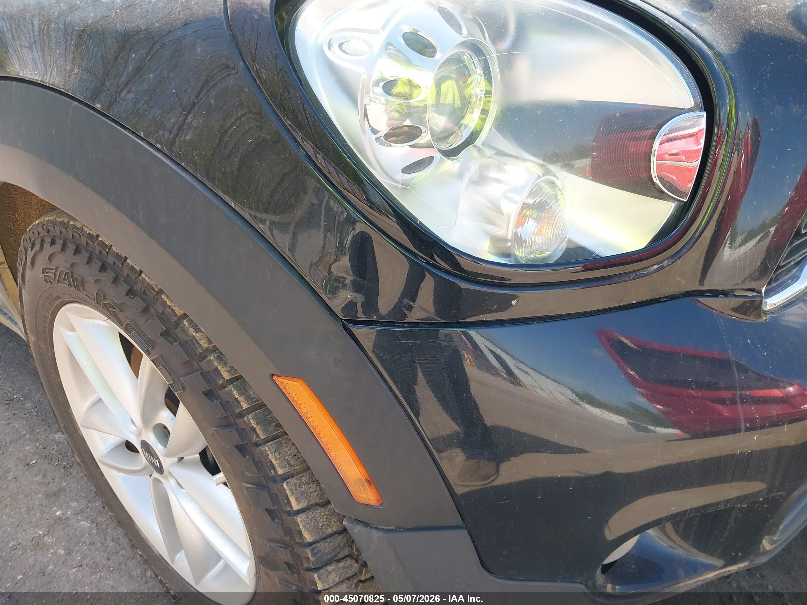 MINI COUNTRYMAN image 6