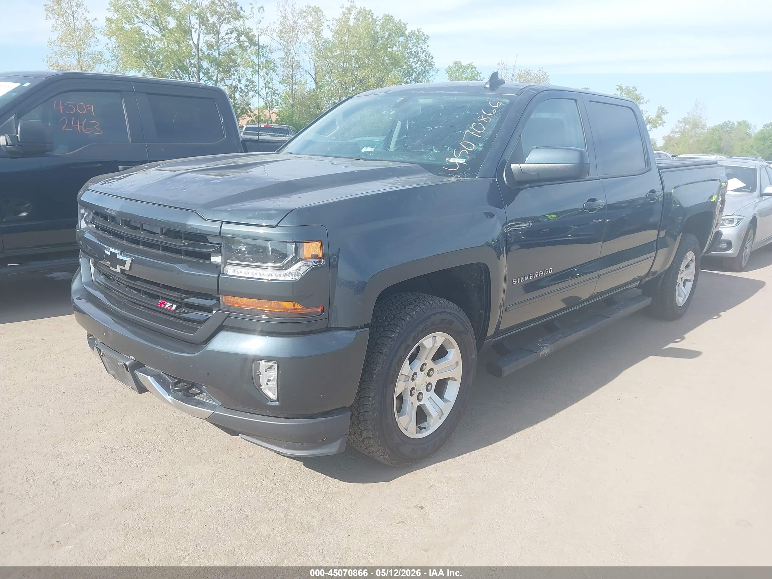 CHEVROLET SILVERADO image 2