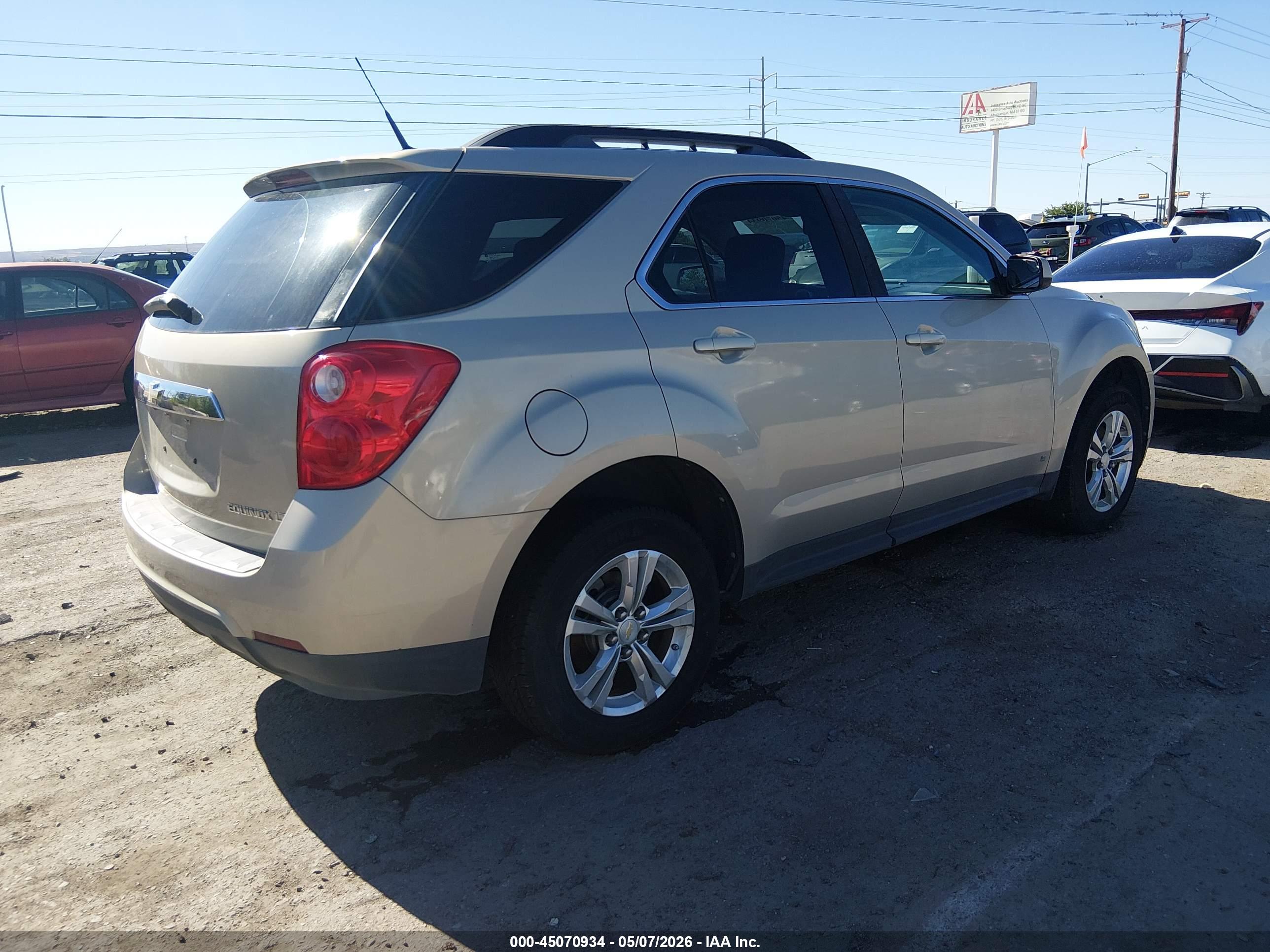 CHEVROLET EQUINOX image 4