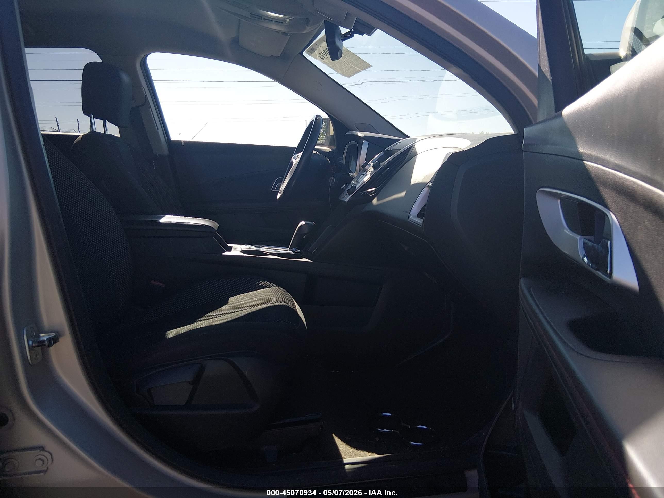 CHEVROLET EQUINOX image 5
