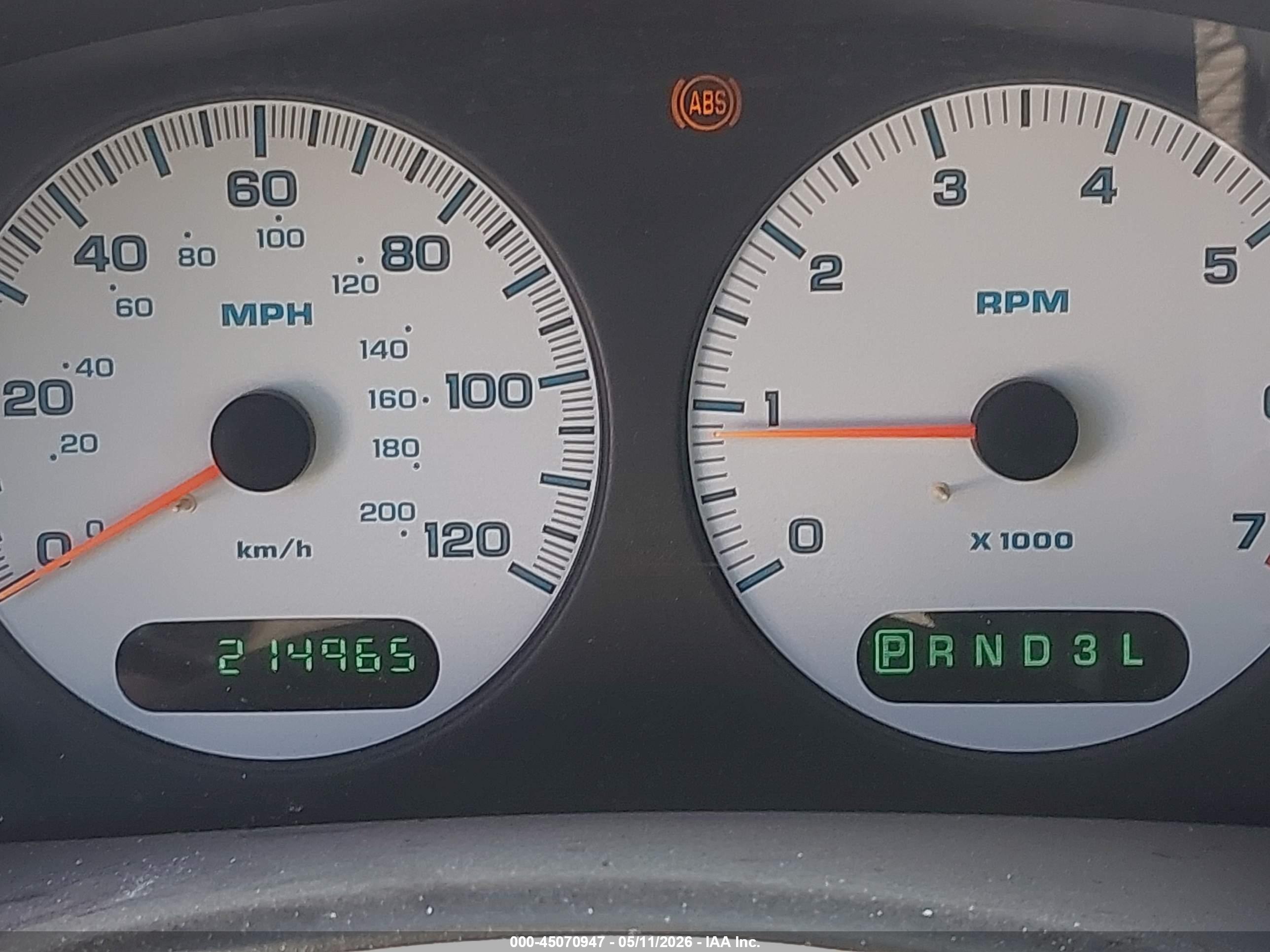 CHRYSLER TOWN image 7