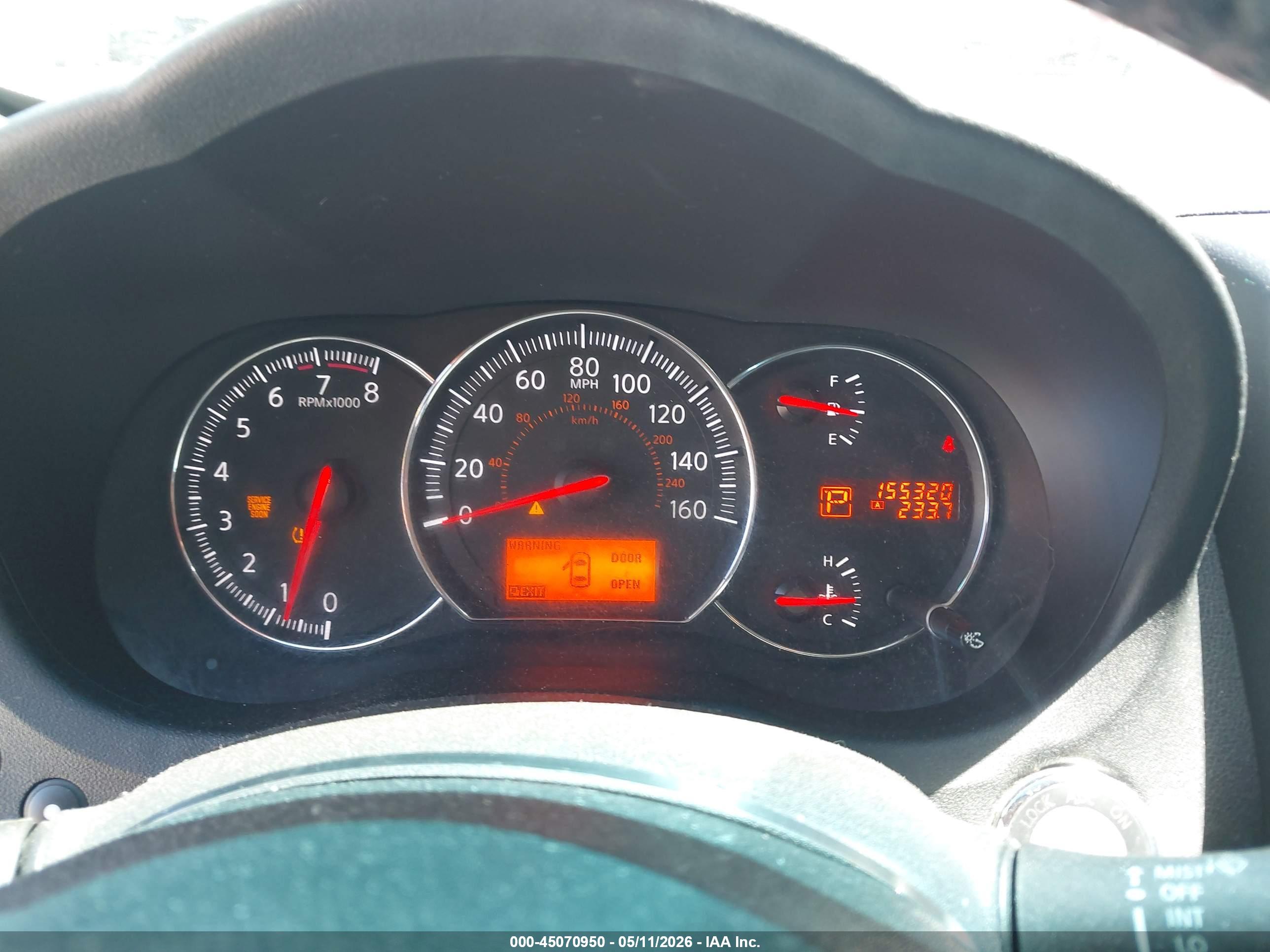 NISSAN MAXIMA image 7