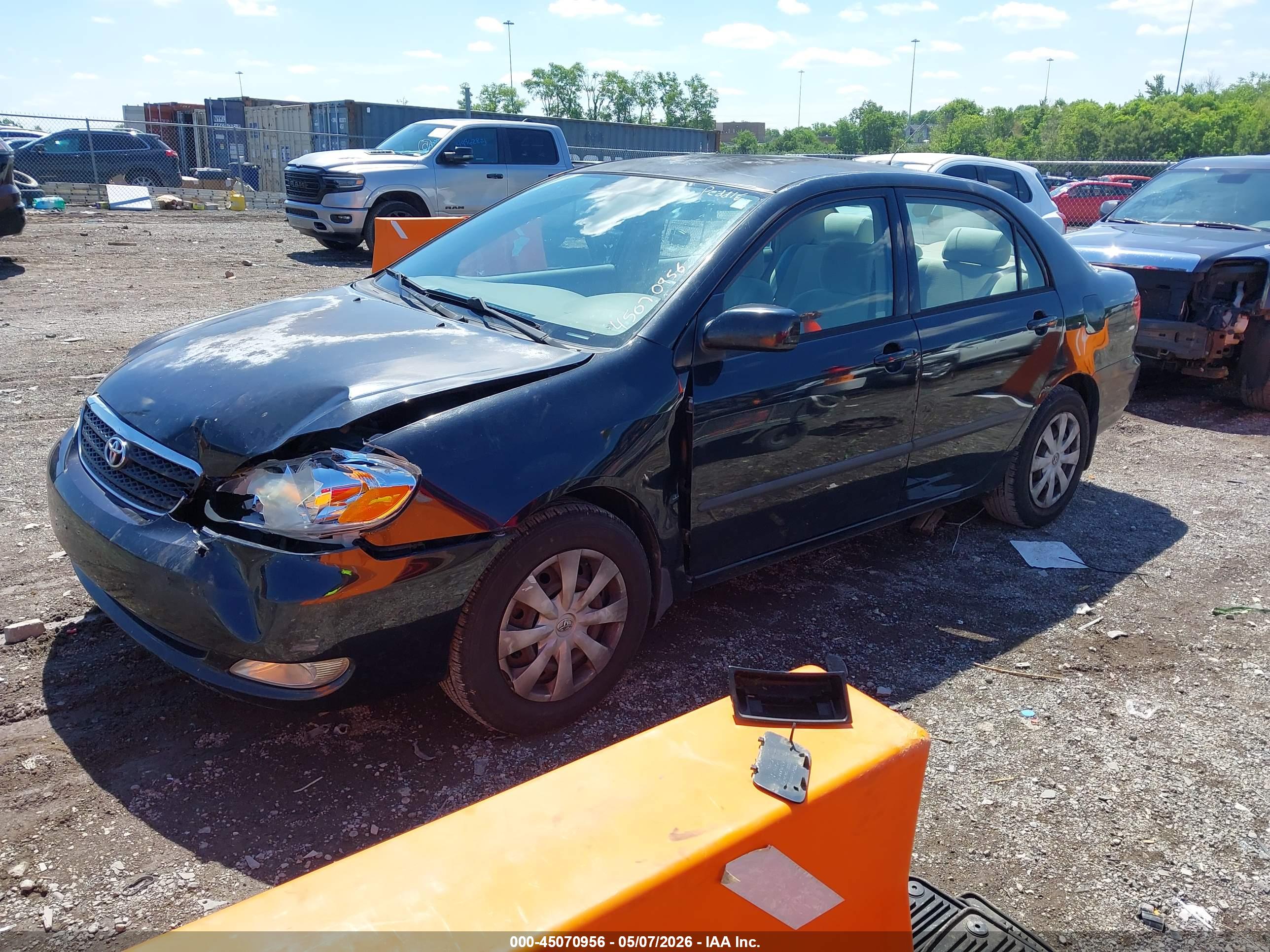 TOYOTA COROLLA image 2