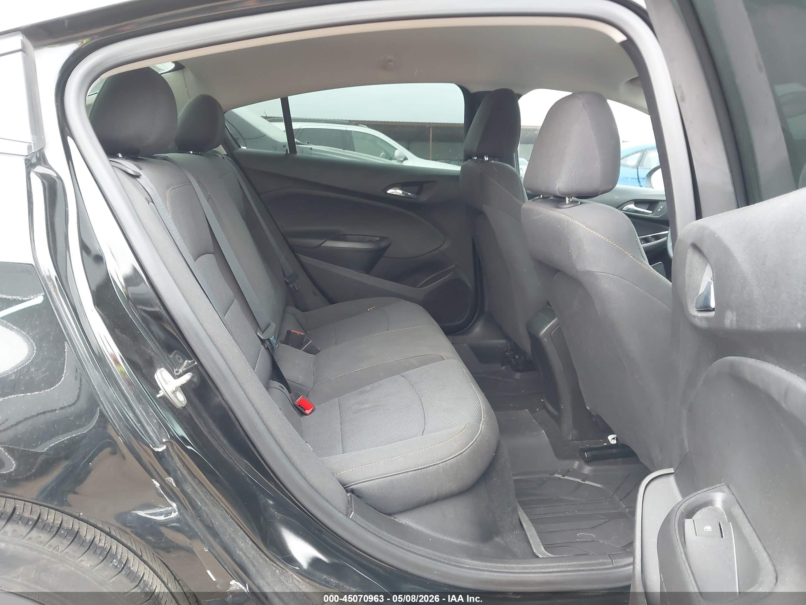 CHEVROLET CRUZE image 8