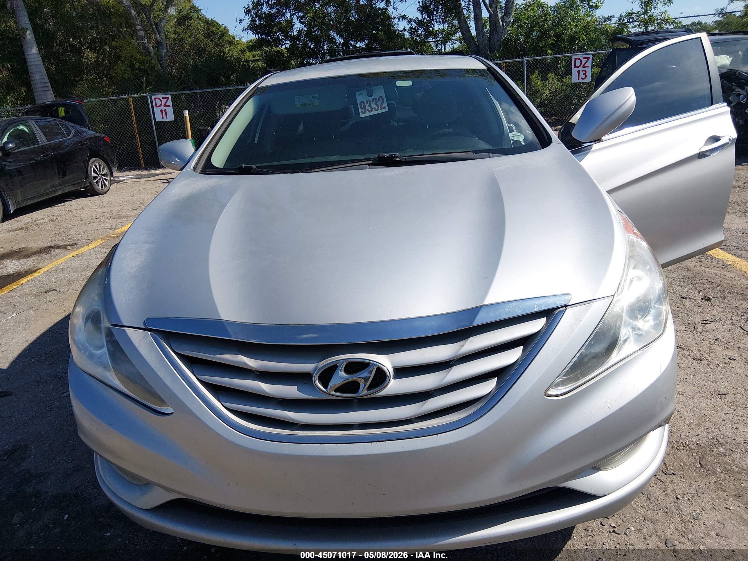 HYUNDAI SONATA image 6