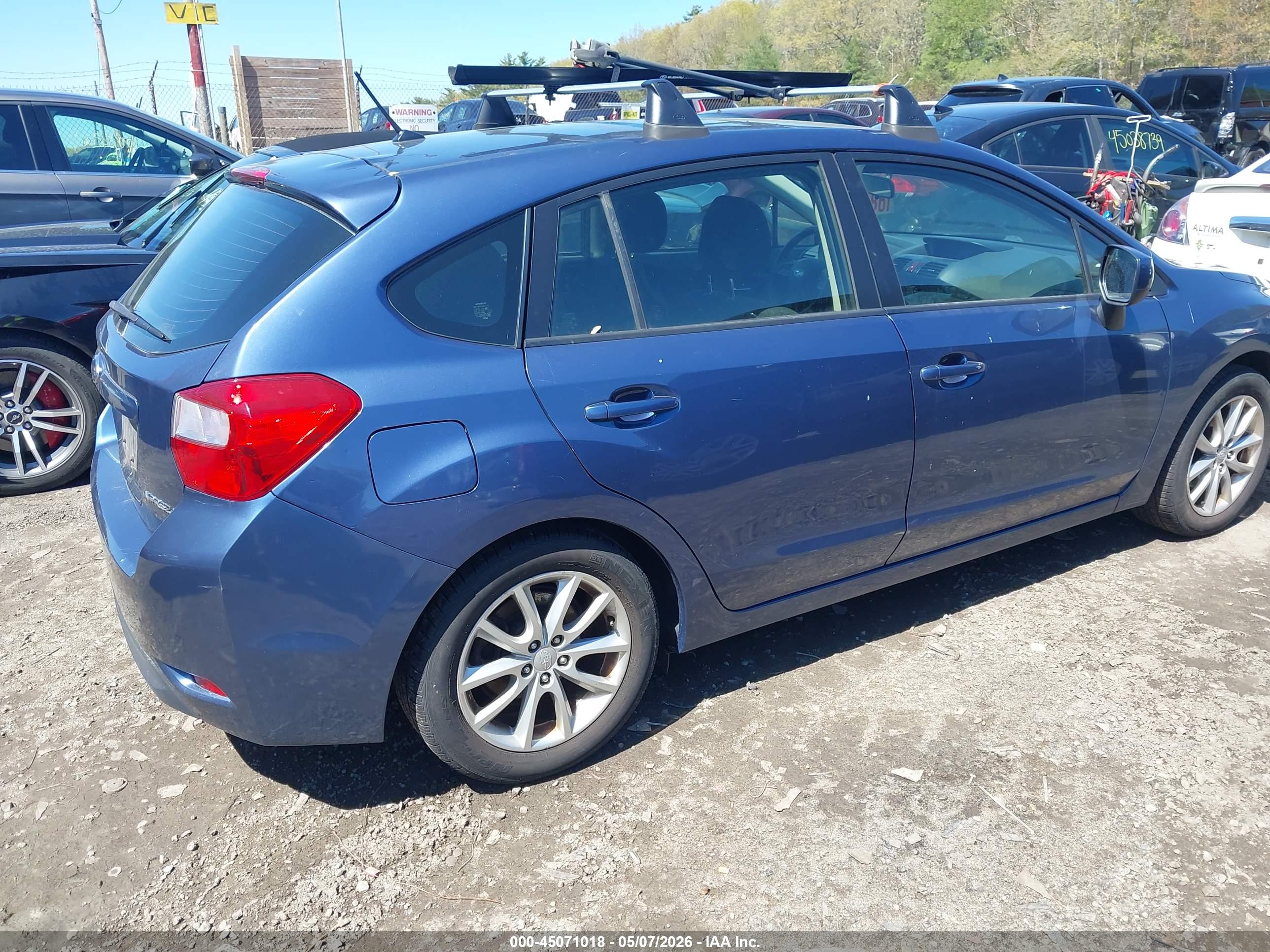 SUBARU IMPREZA image 4