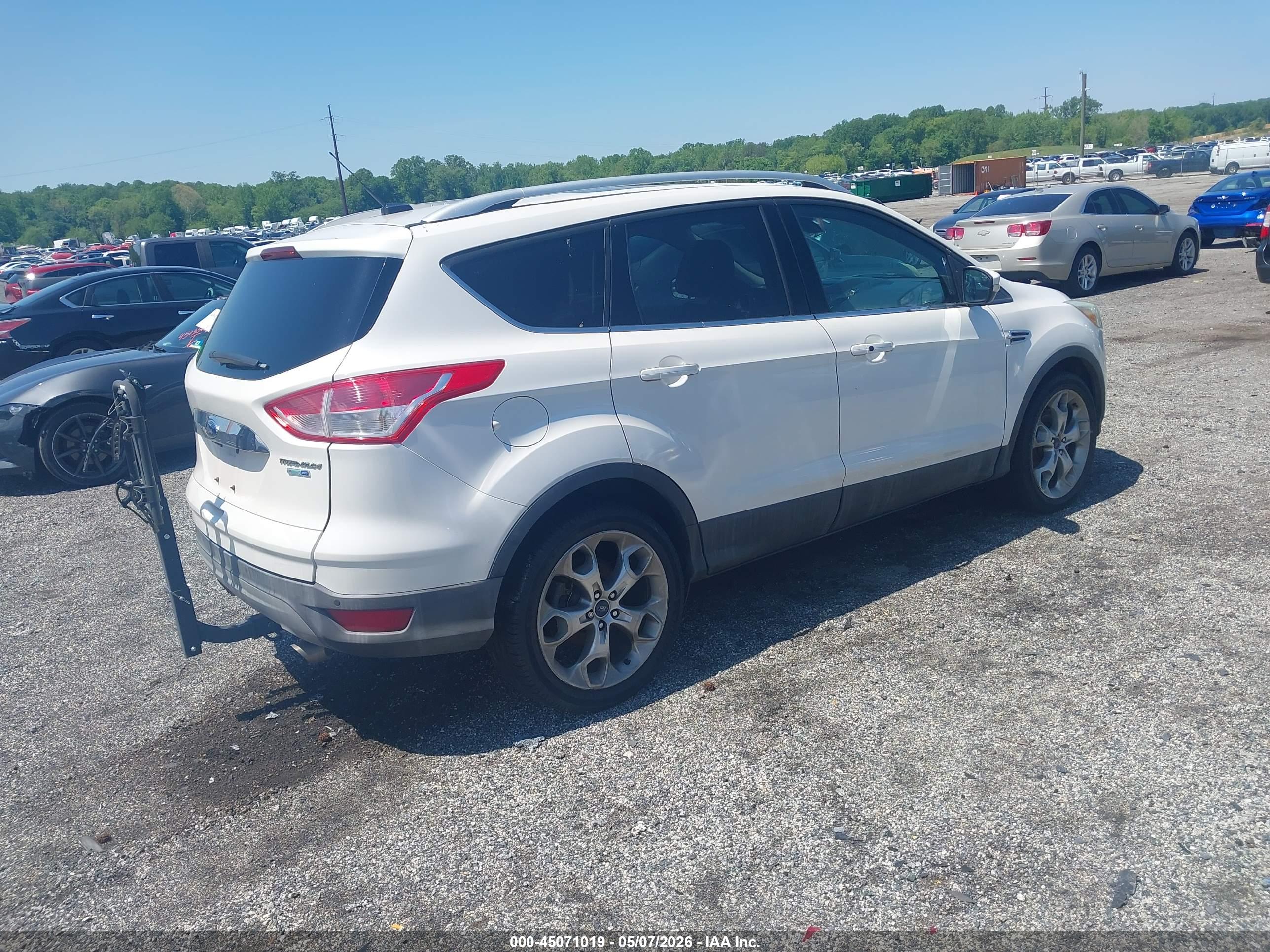 FORD ESCAPE image 4