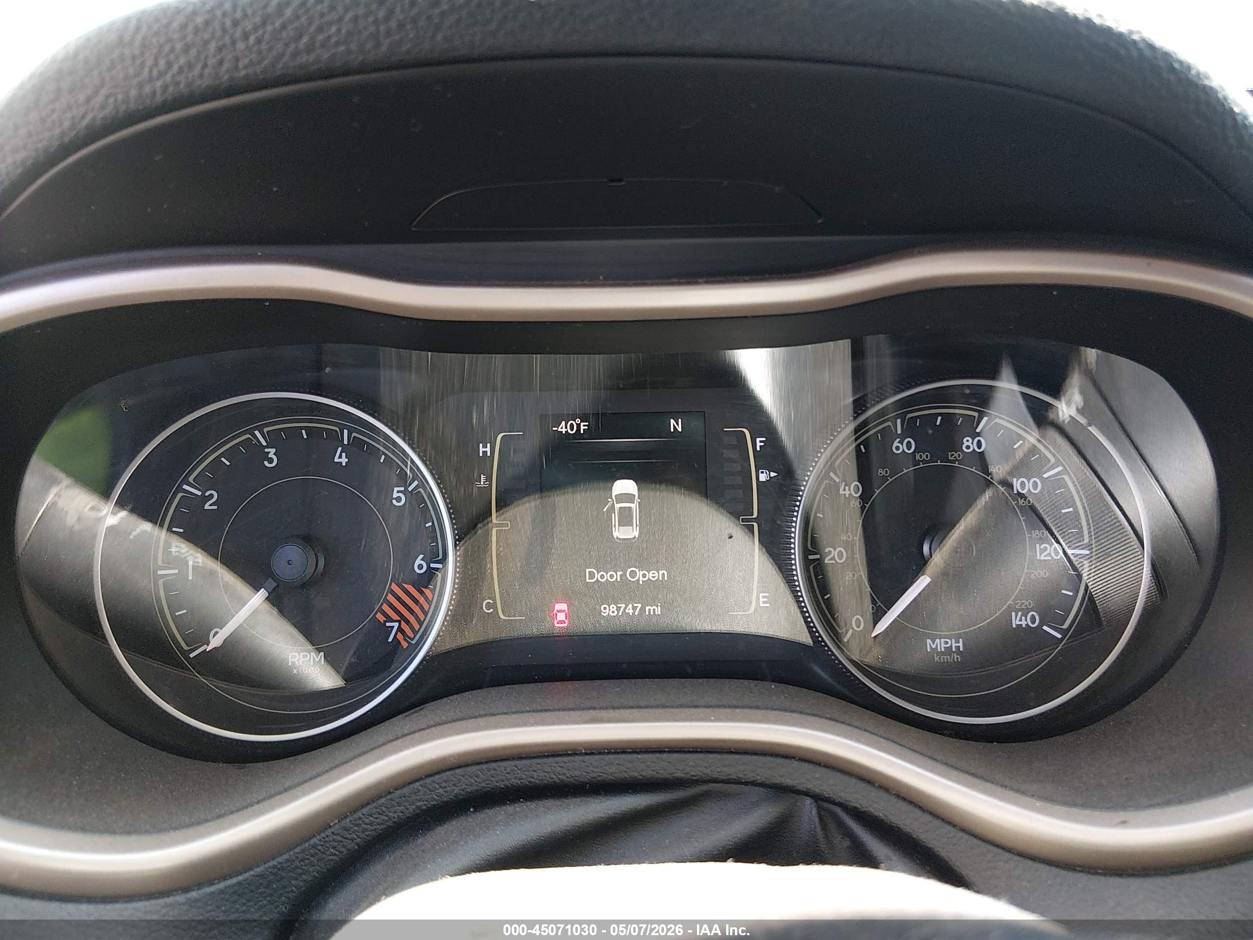 JEEP CHEROKEE image 7