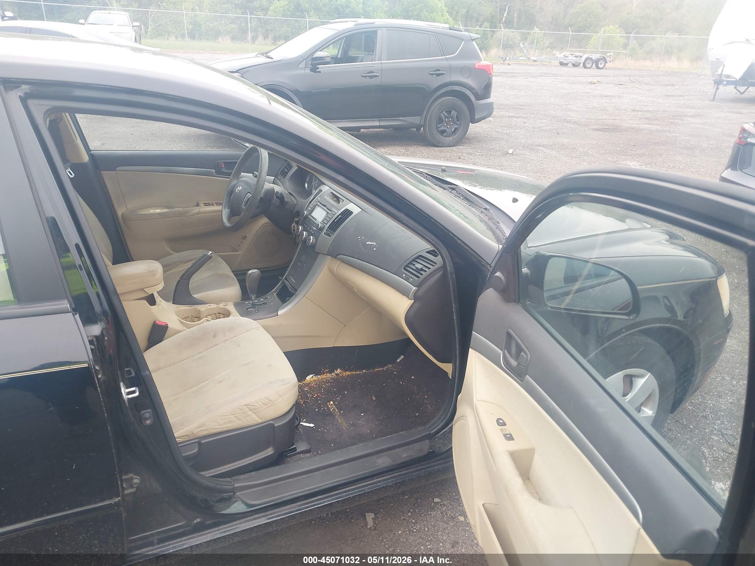 HYUNDAI SONATA image 5